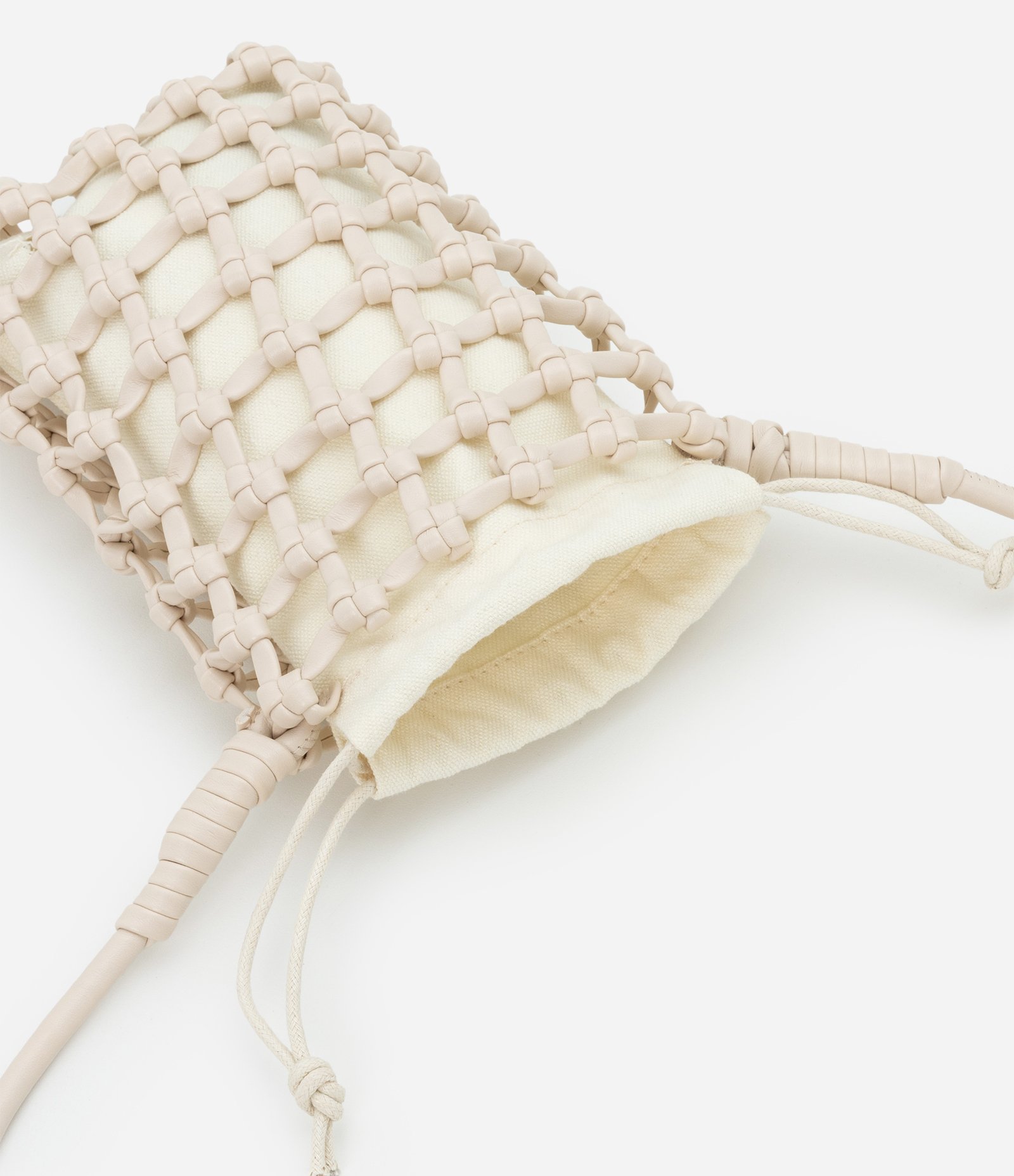 Bolsa Mini Bag em Material Sintético Trançado Bege 5