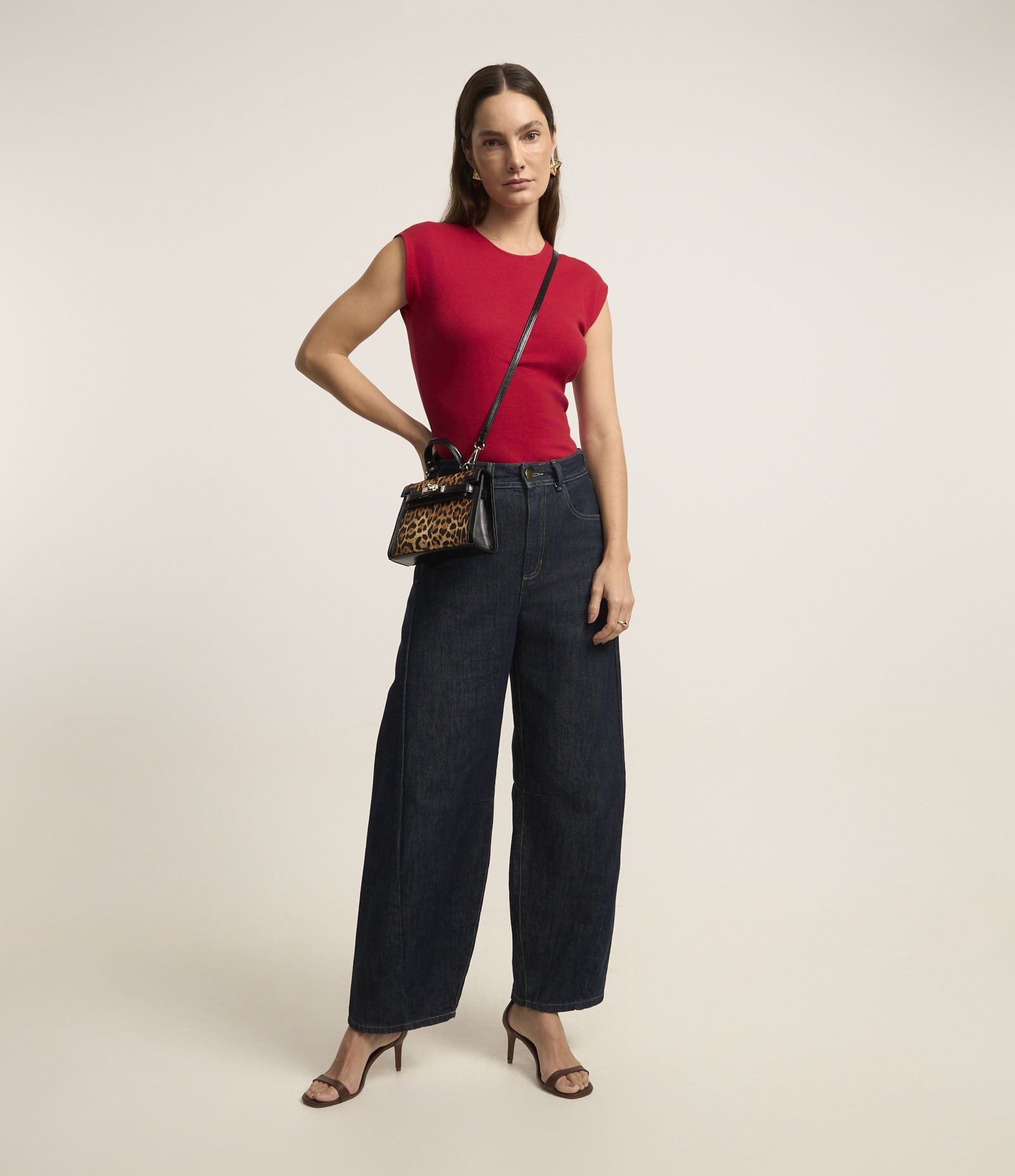 Blusa Canelada em Ribana com Manga Sem Cava Vermelho 2