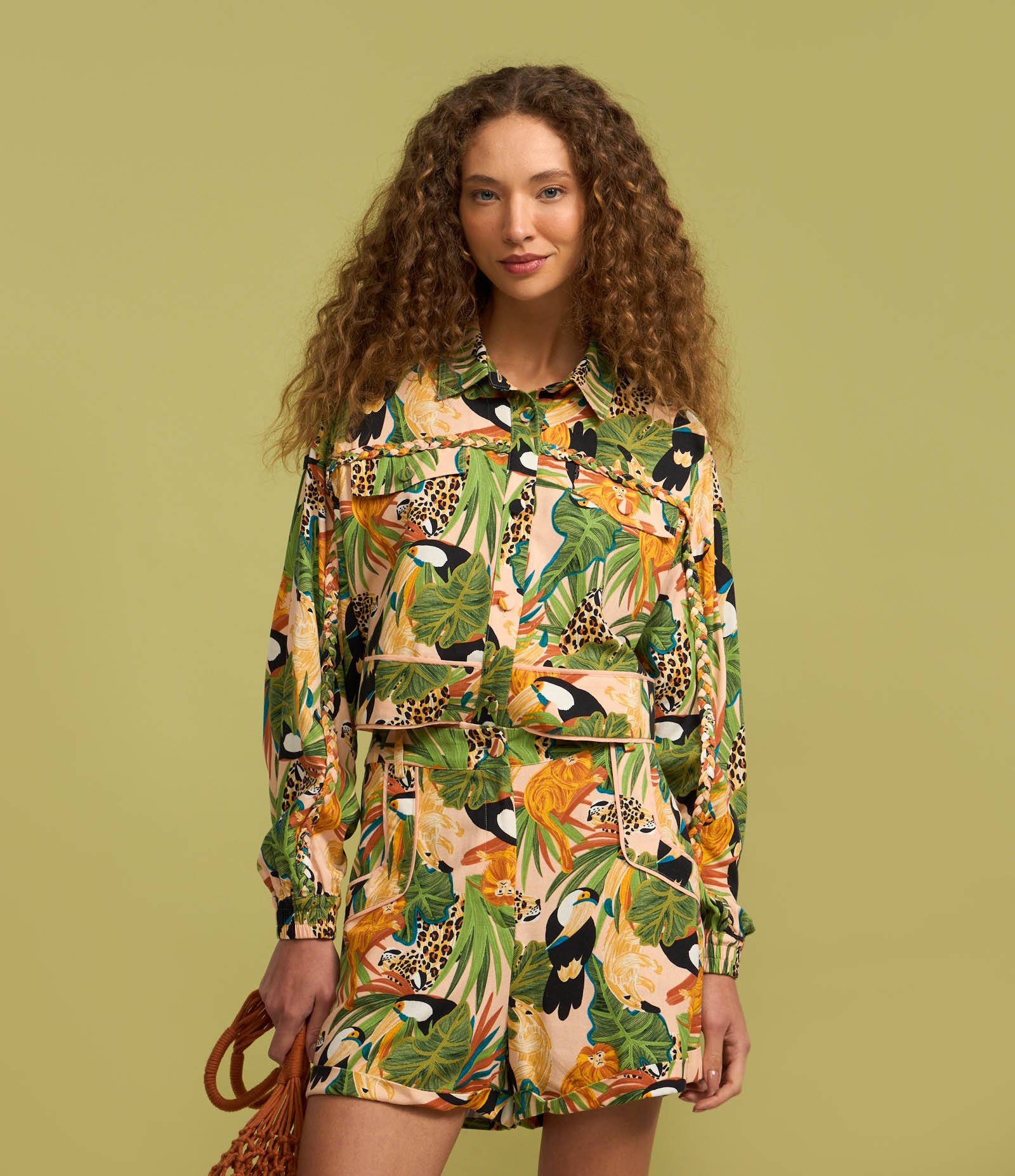 Jaqueta Curta em Viscose e Linho com Estampa Tropical Verde 4