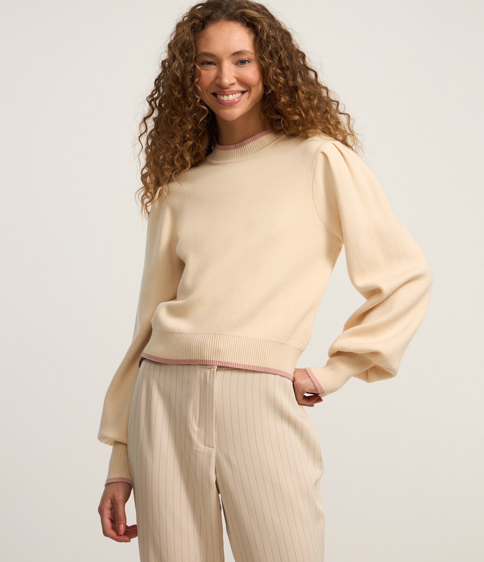 Suéter em Tricô com Friso Contrastante e Manga Bufante Rosa 3