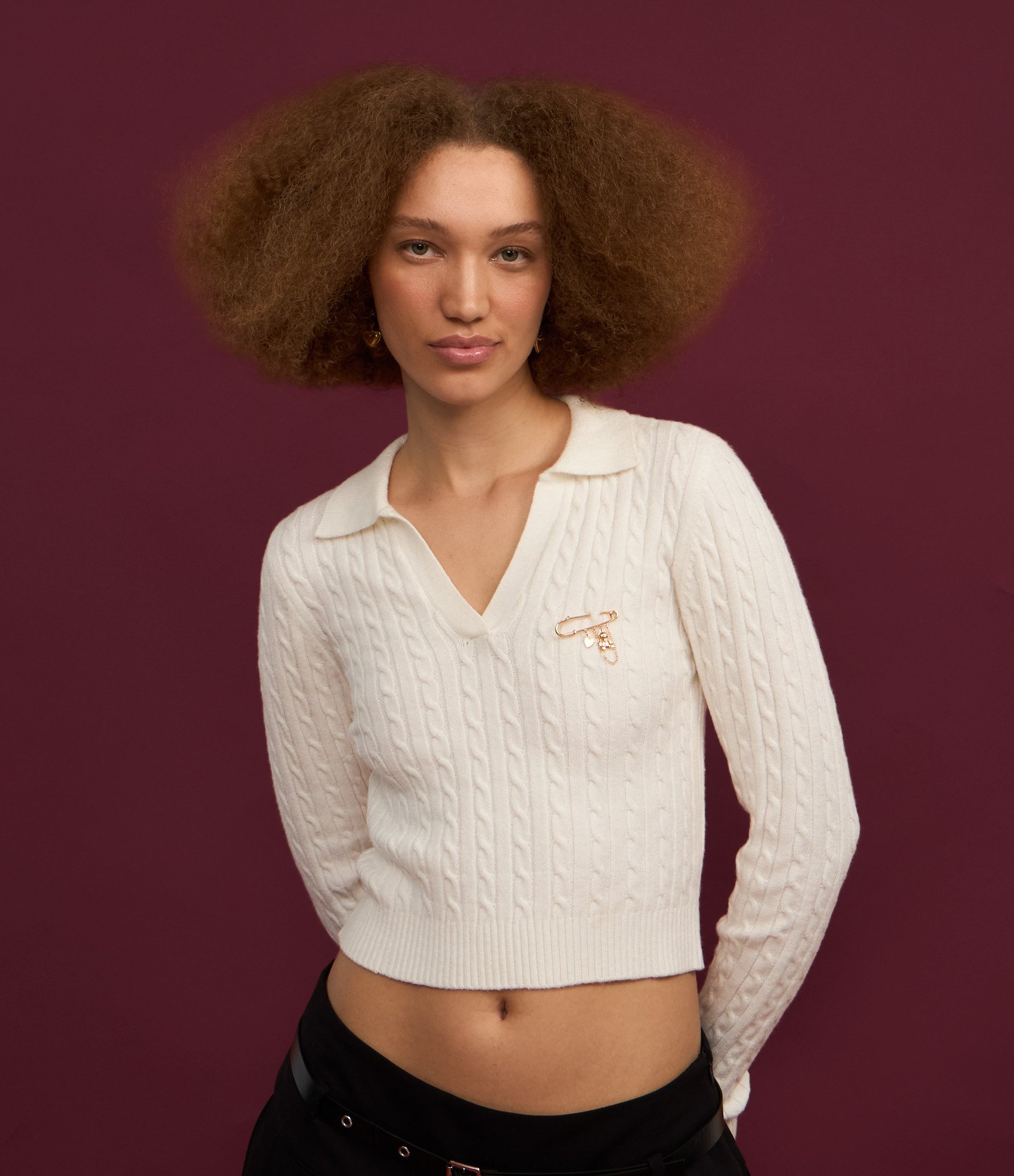 Blusa em Tricô com Textura Trançada e Gola Polo Branco 4