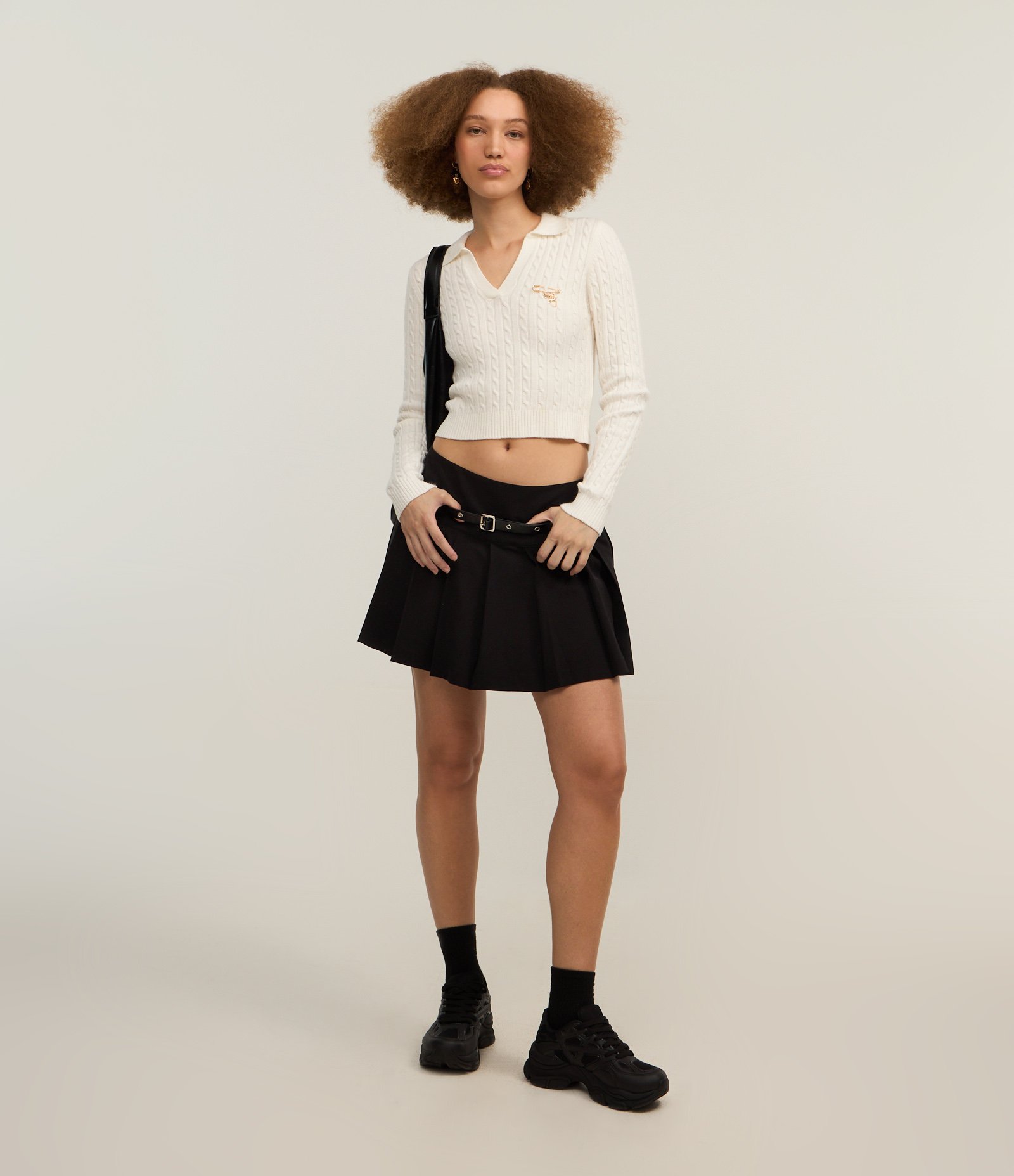 Blusa em Tricô com Textura Trançada e Gola Polo Branco 2