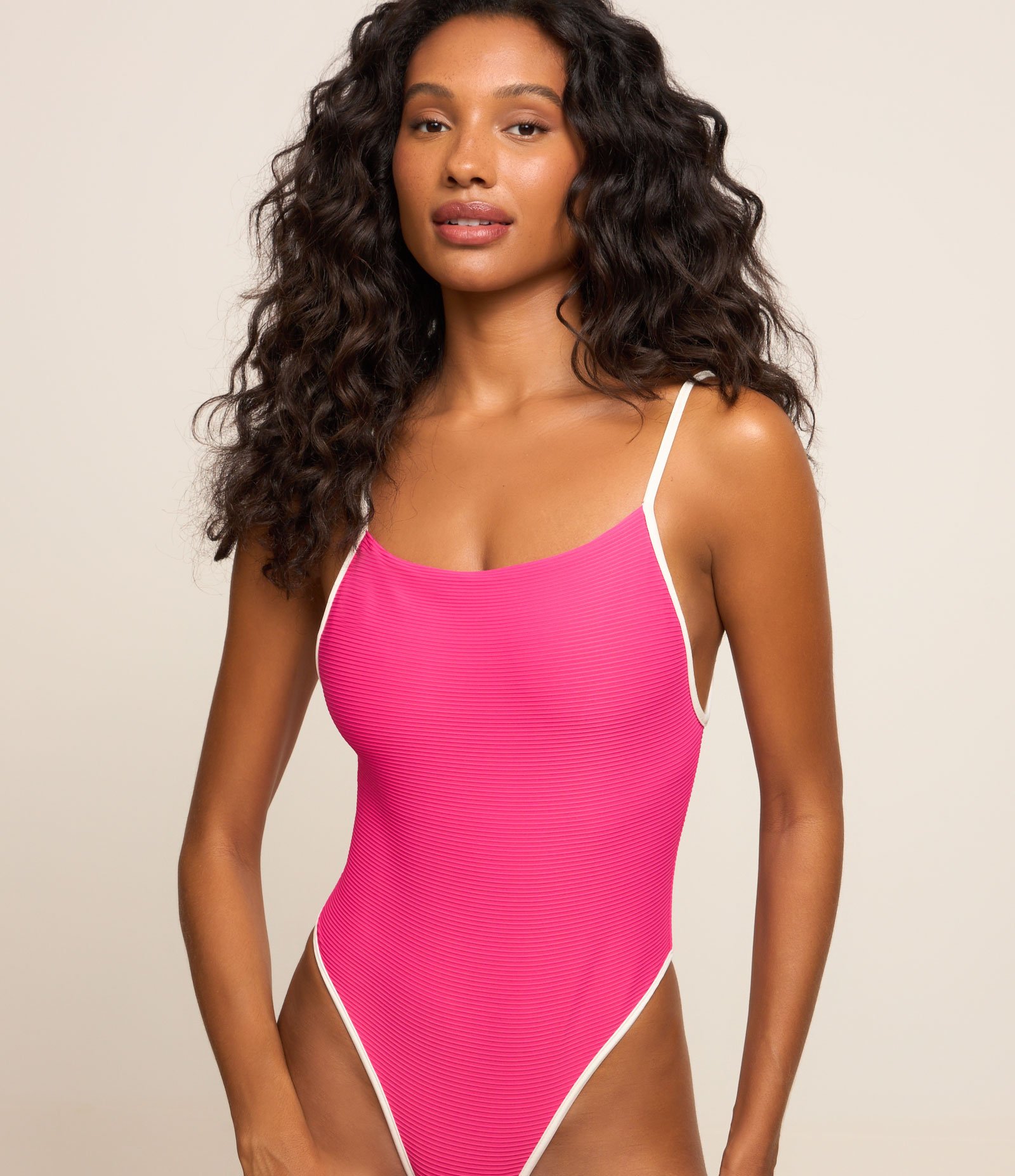 Maio em Microfibra com Textura Canelada e Viés Contrastante Rosa 3