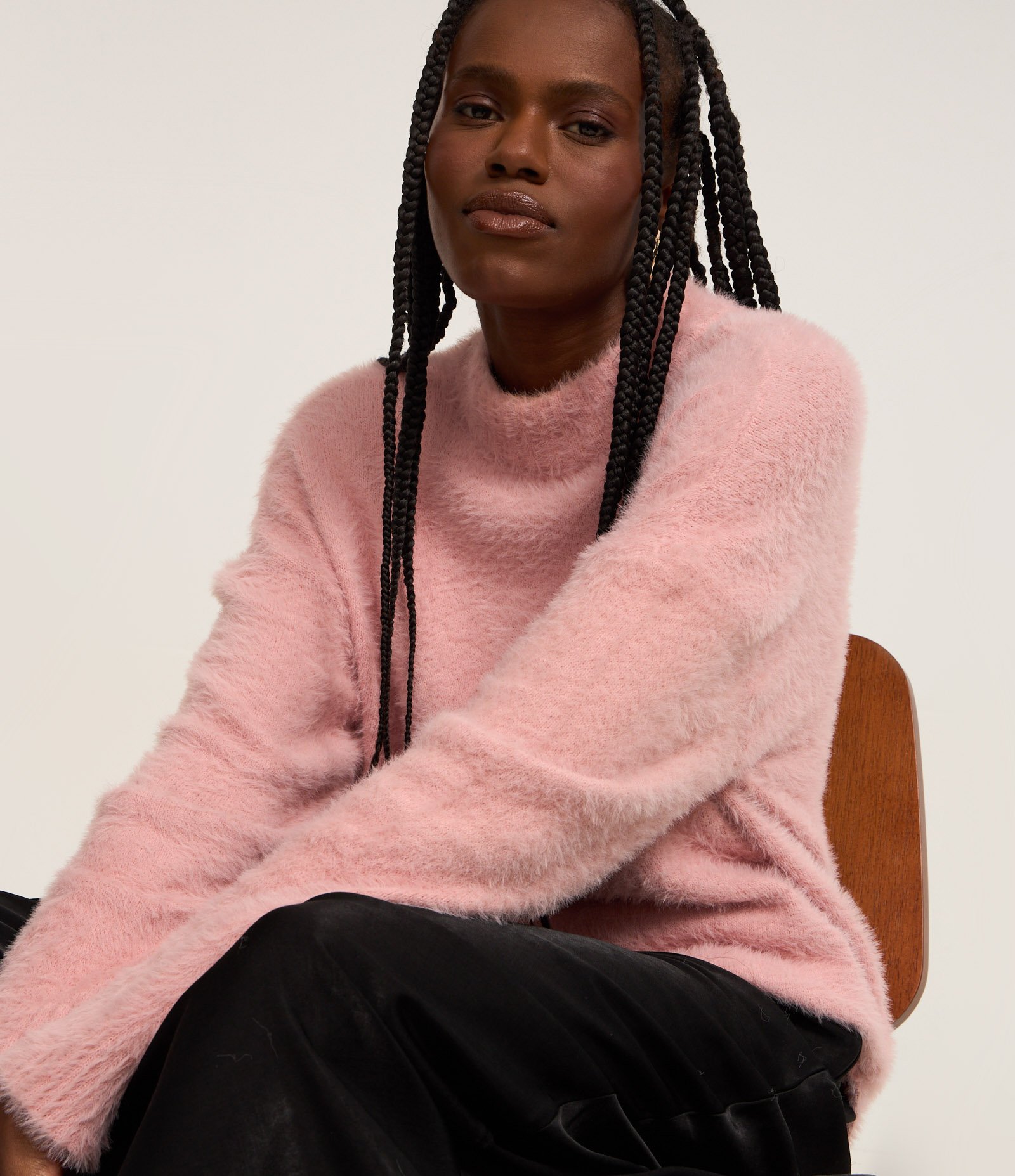 Suéter Slim Alongado em Tricô com Pelinhos 1