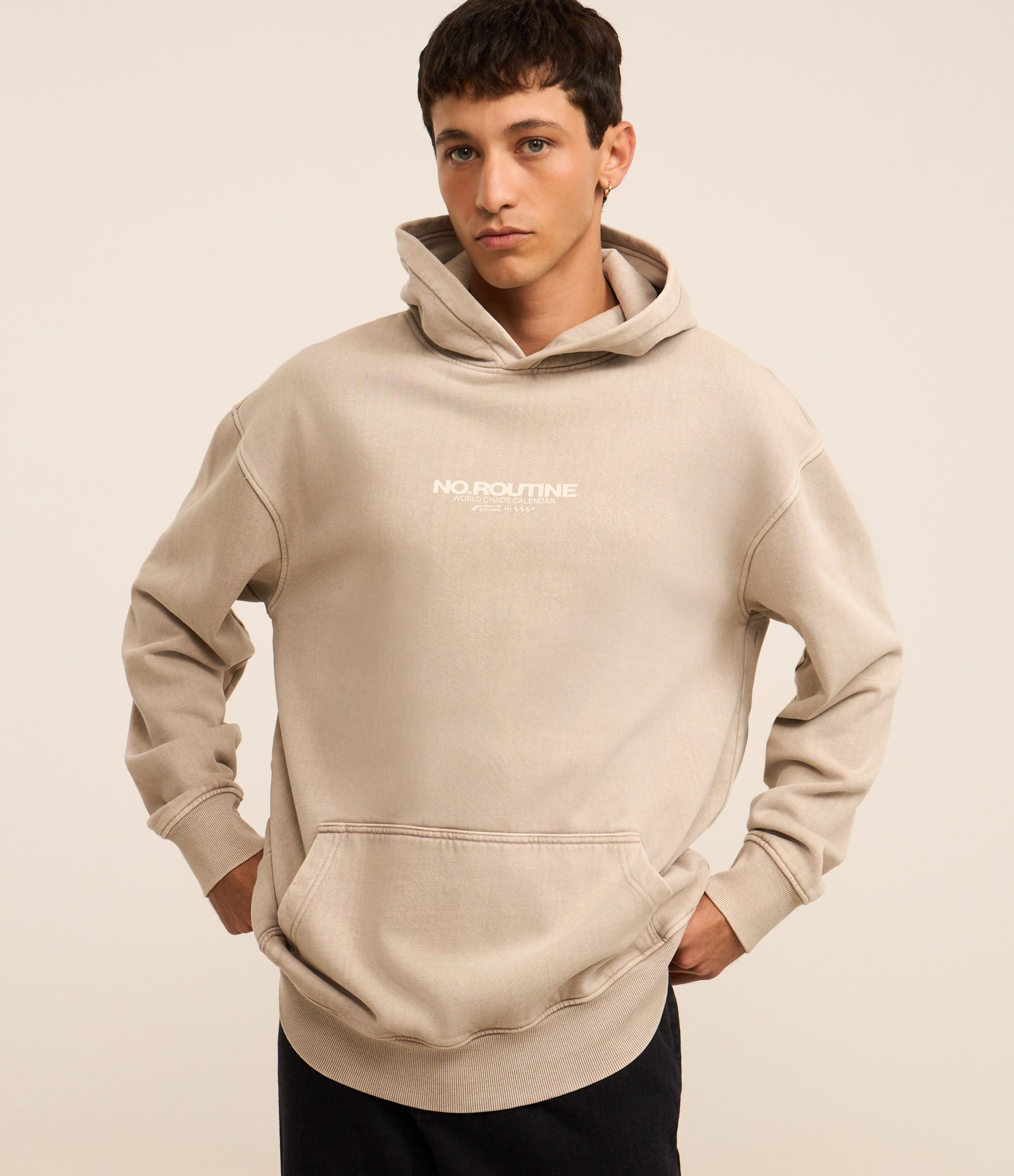 Casaco Relaxed em Moletom com Felpa com Estampa Localizada Cinza 1