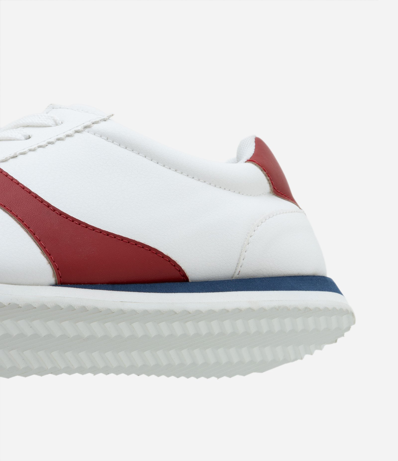 Tênis em Material Sintético com Cano Baixo Branco 4