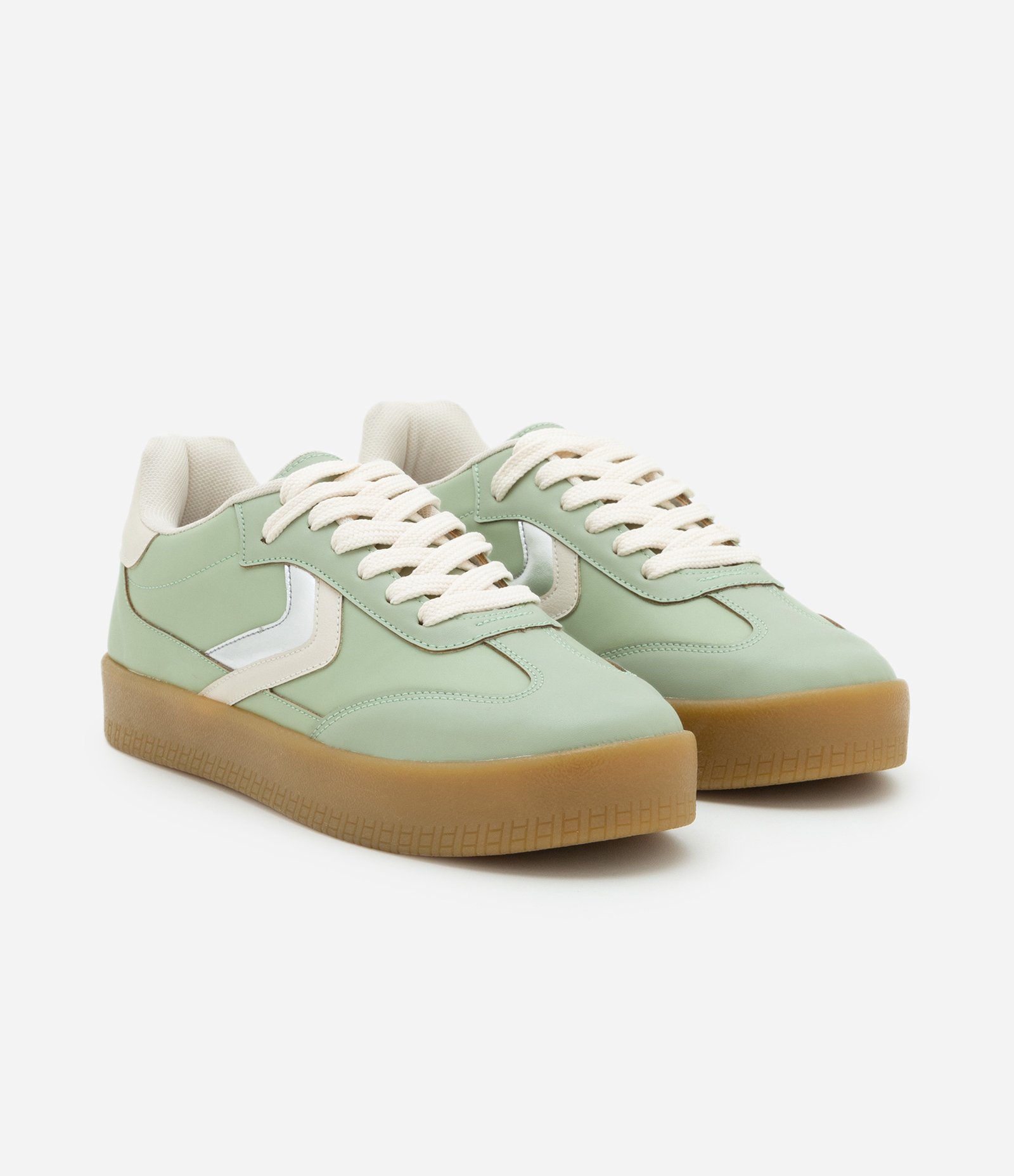 Tênis Chuteira em PU com Detalhe Metalizado na Lateral Verde 2