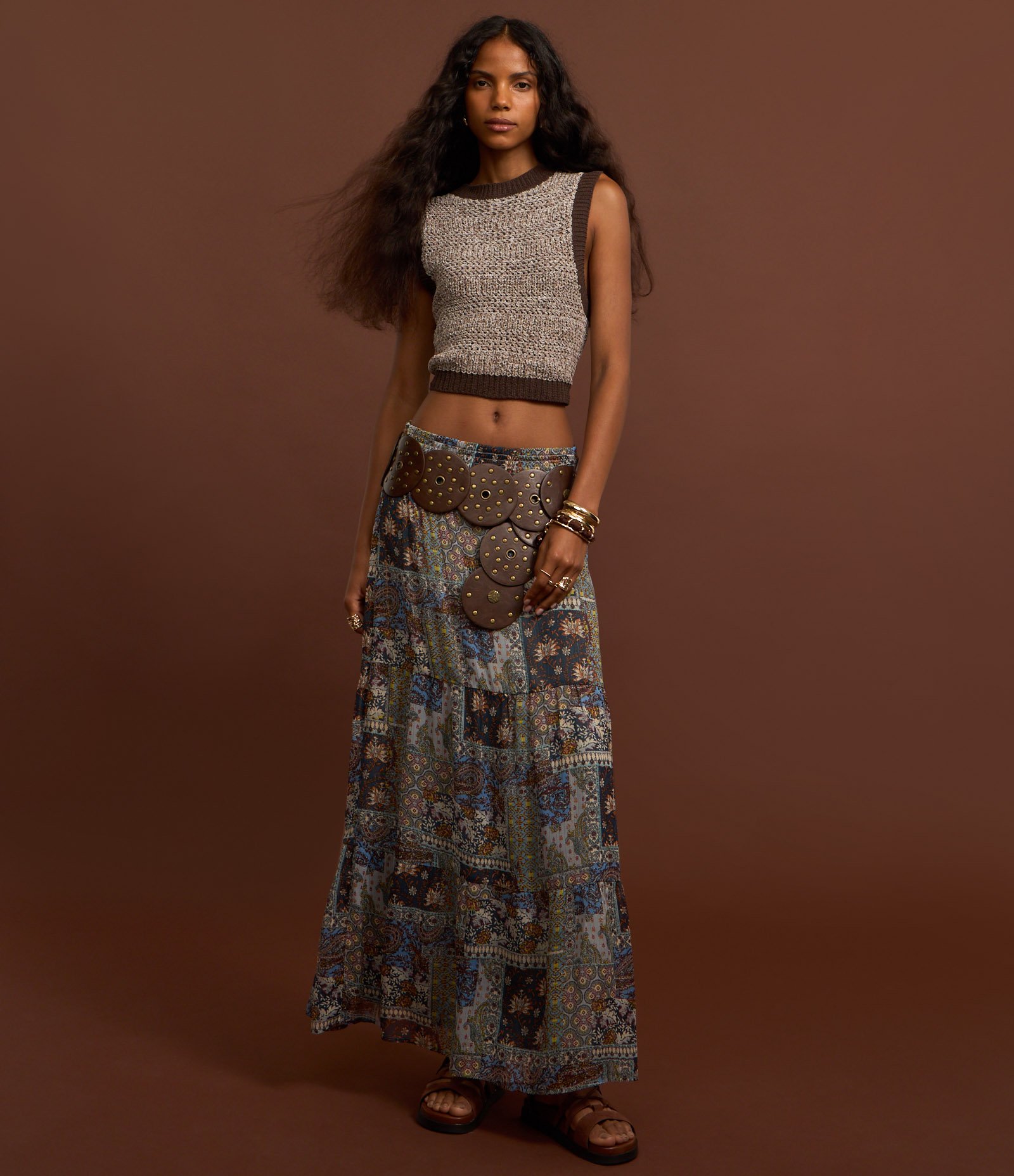 Colete Curto em Chenille Mescla com Detalhe Contrastante Marrom 6