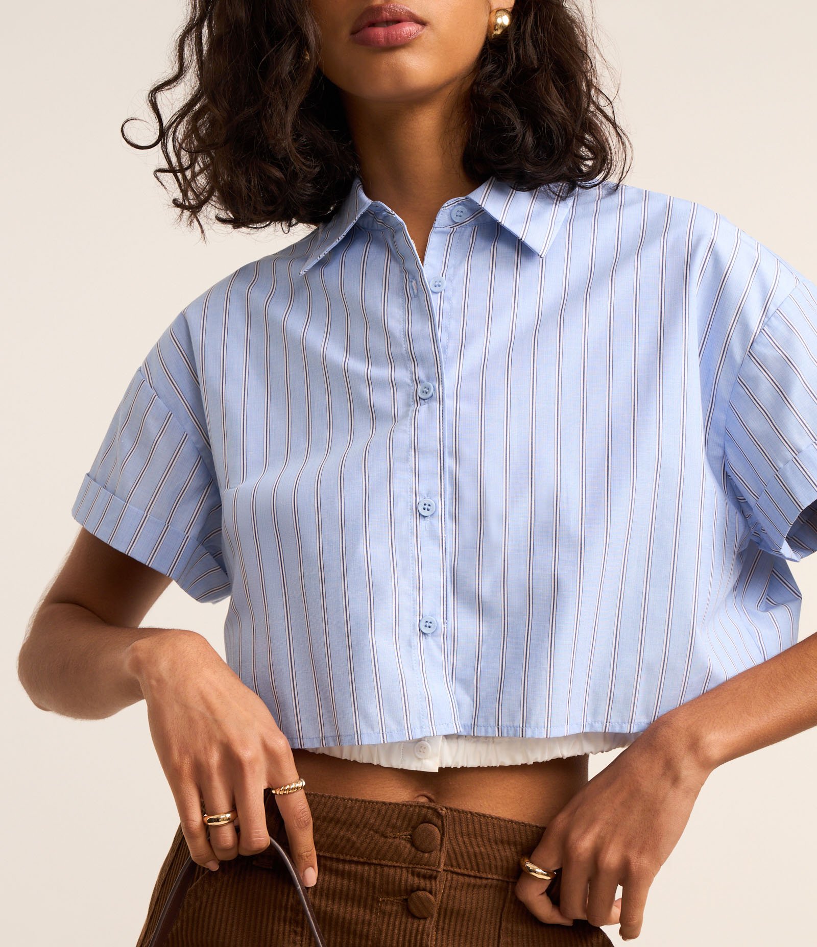 Camisa Cropped em Tricoline com Estampa Listrada Azul 4