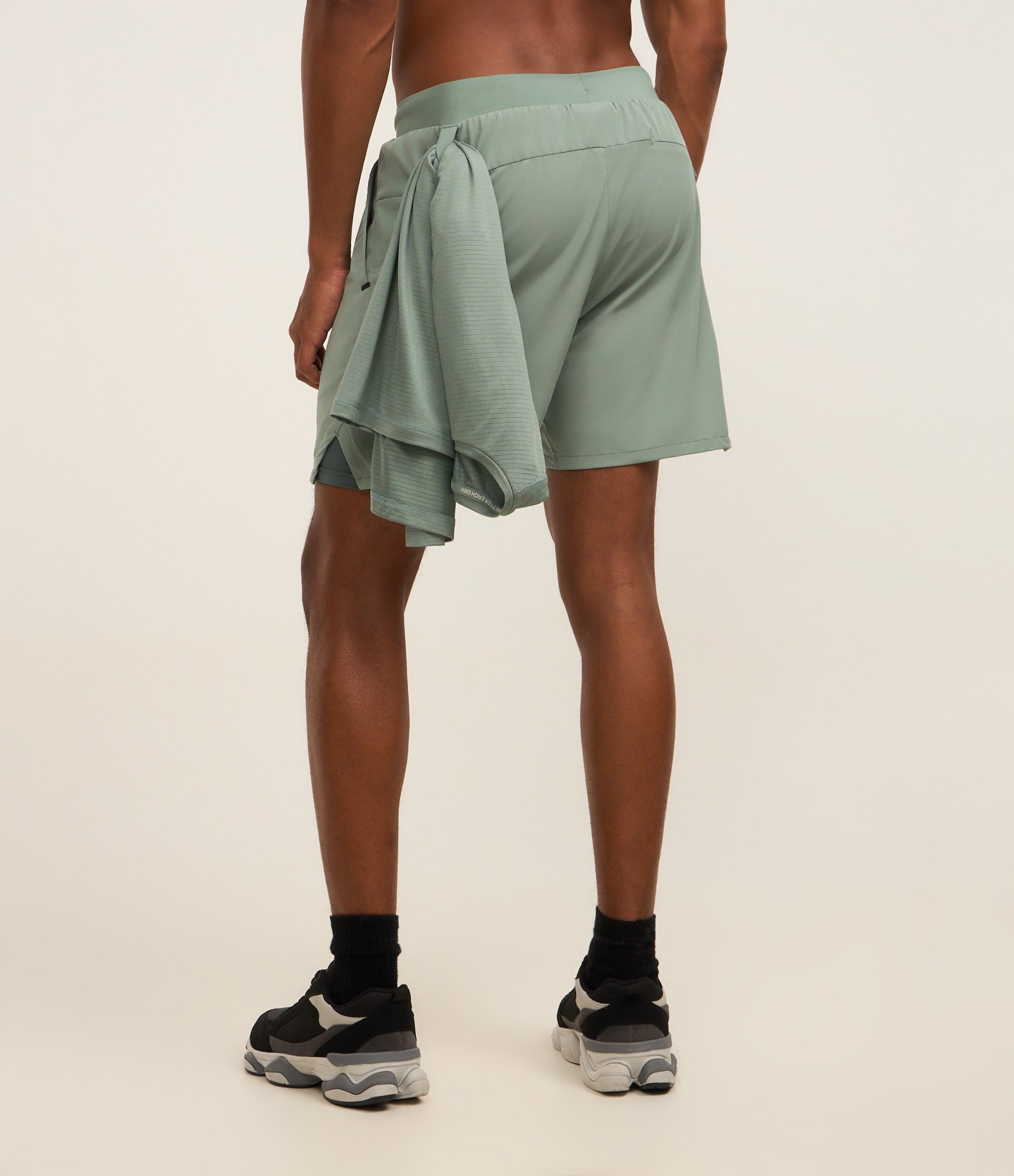 Bermuda Esportiva Corrida com Short de Compressão Verde 5