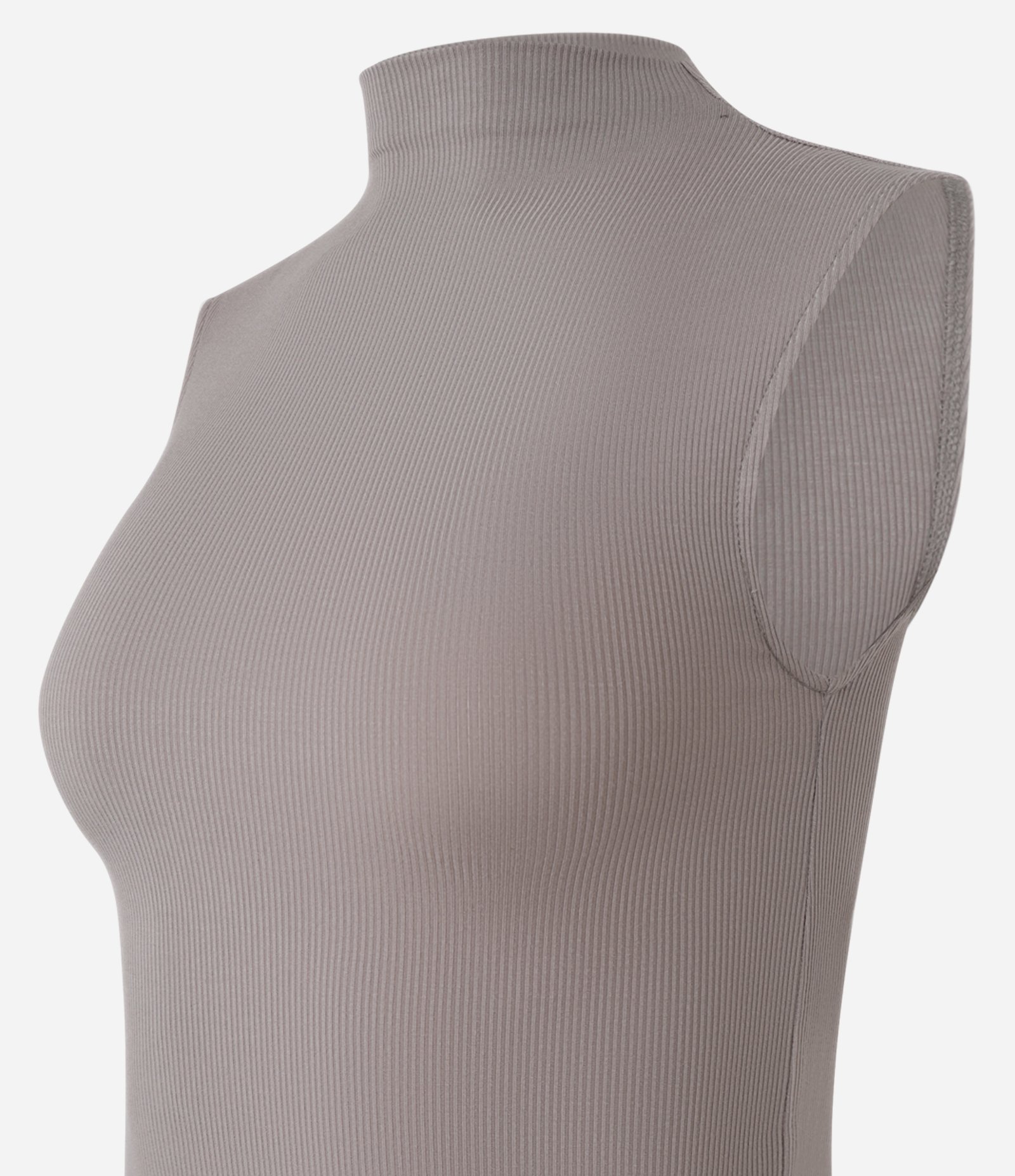 Blusa Sem Manga em Viscose com Gola Alta e Textura Canelada 7