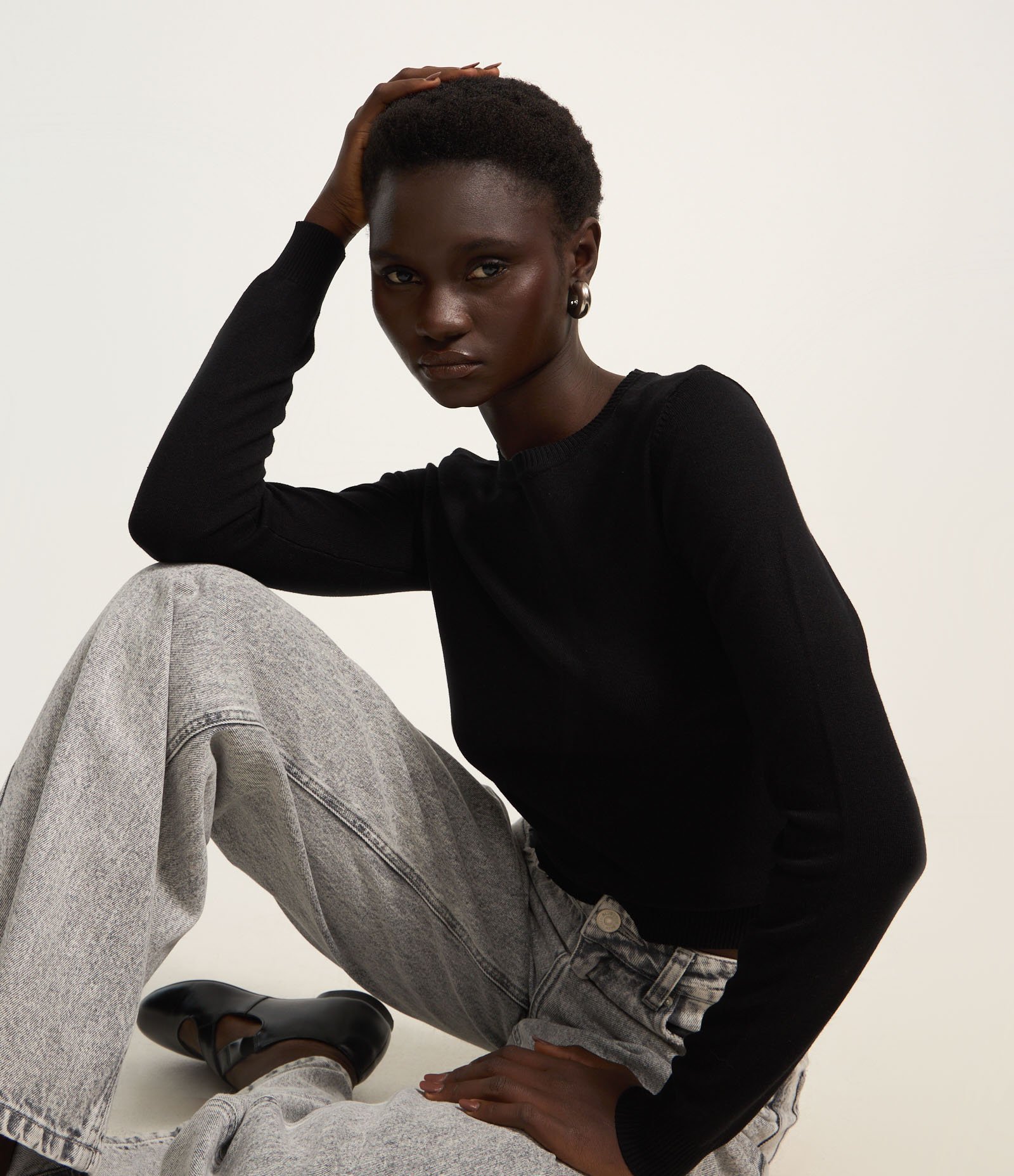 Blusa em Tricô com Punho Barra Preto 1