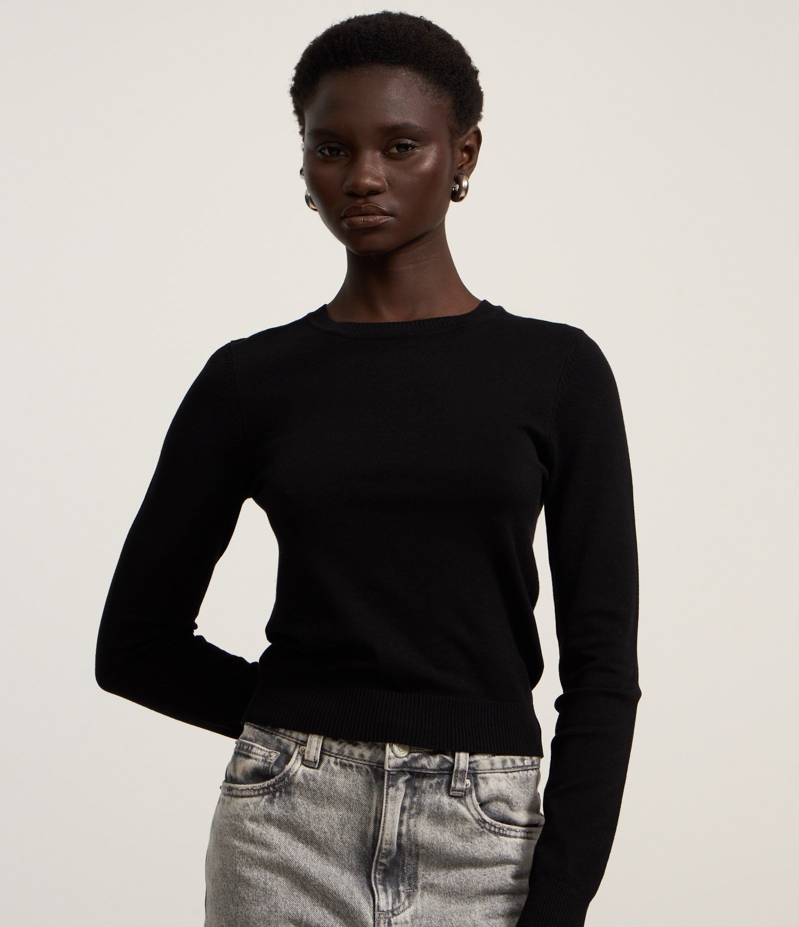 Blusa em Tricô com Punho Barra Preto 3