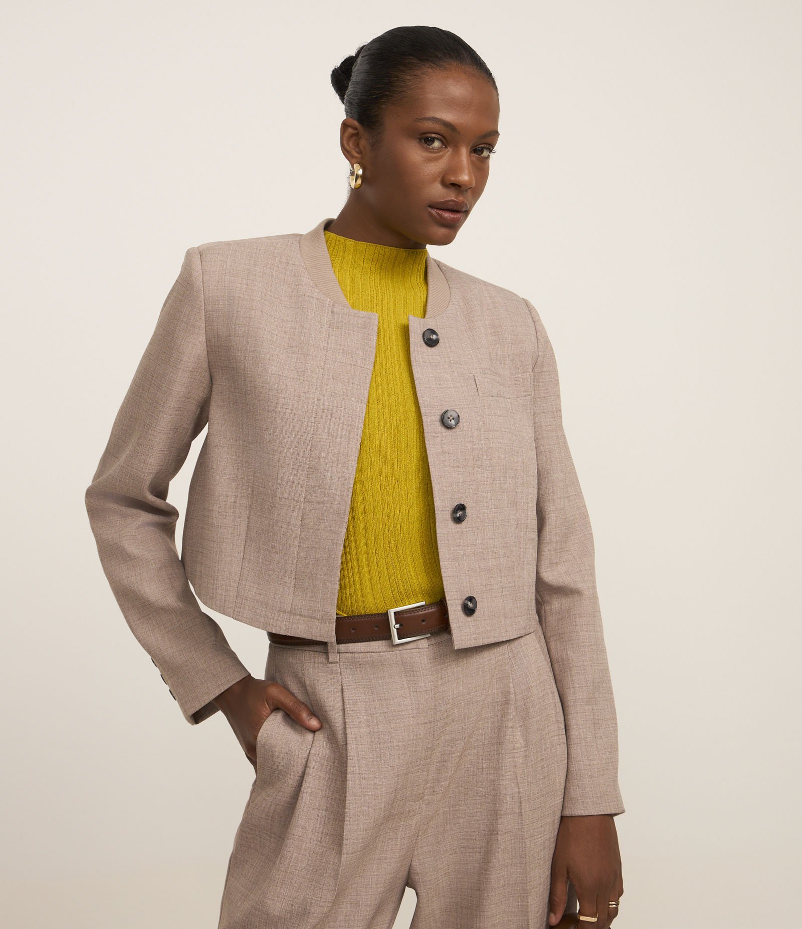 Casaqueto em Alfaiataria com Gola em Tricô Bege 1