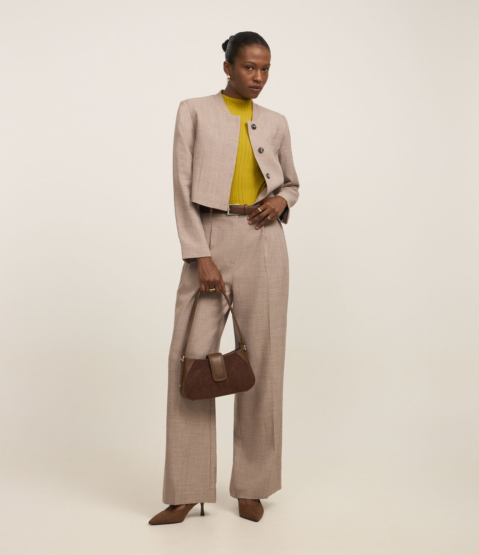 Casaqueto em Alfaiataria com Gola em Tricô Bege 2