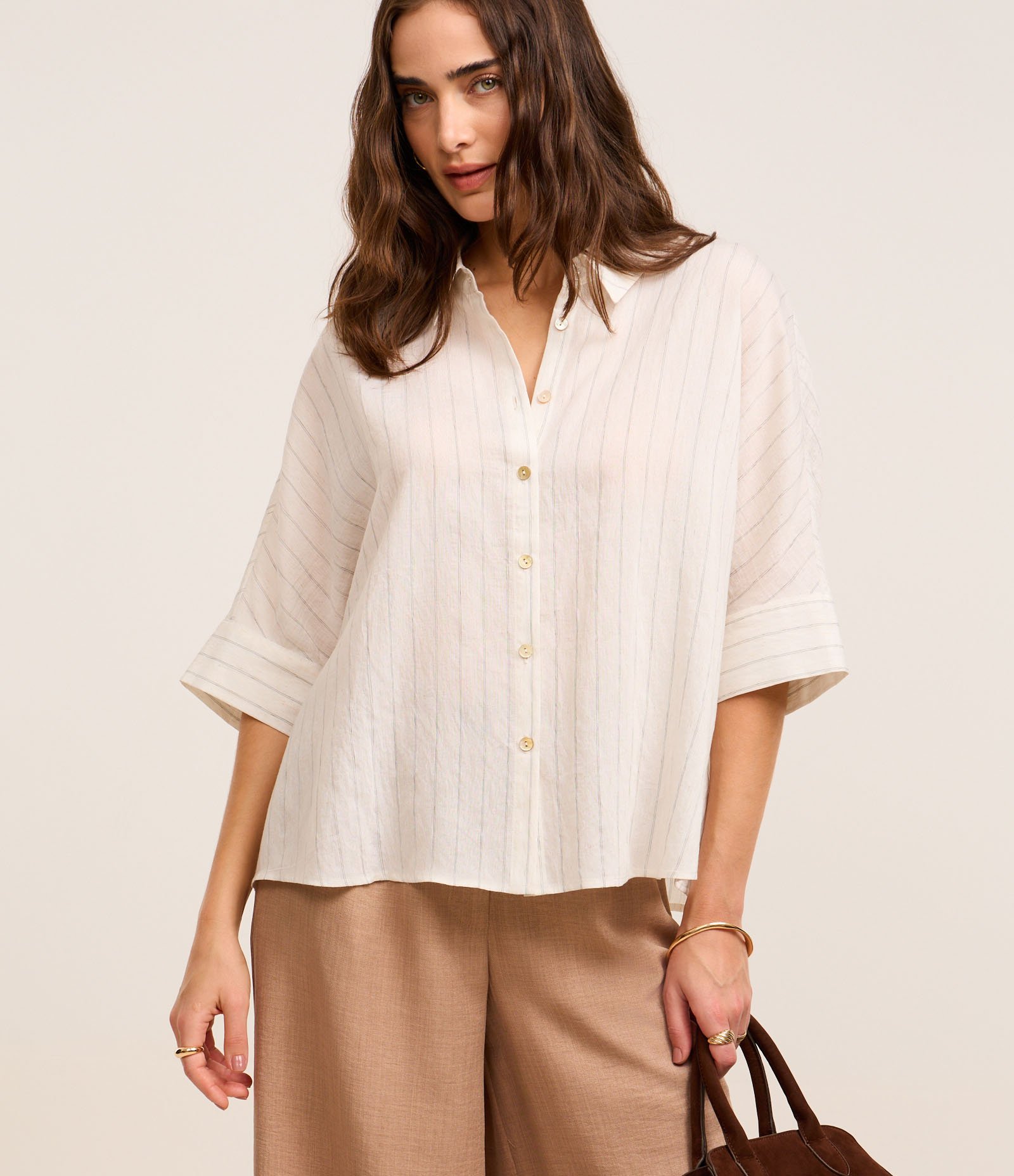 Camisa Oversized em Viscolinho Listrado com Fio Tinto Off White 1