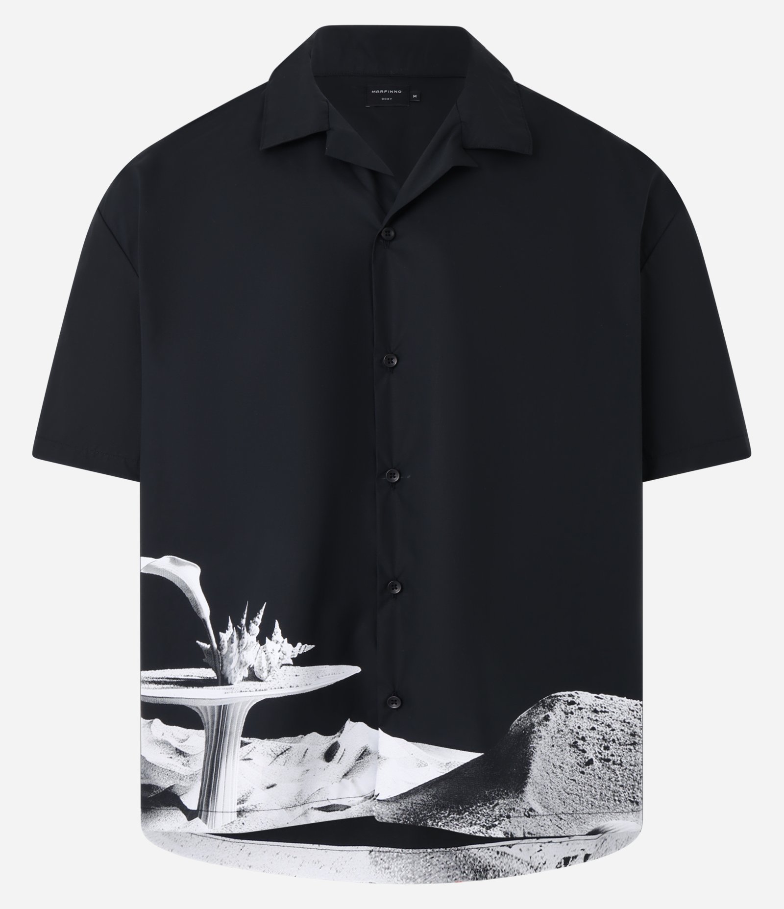 Camisa Boxy em Alfaiataria com Estampa Surrealismo na Barra Preto 7