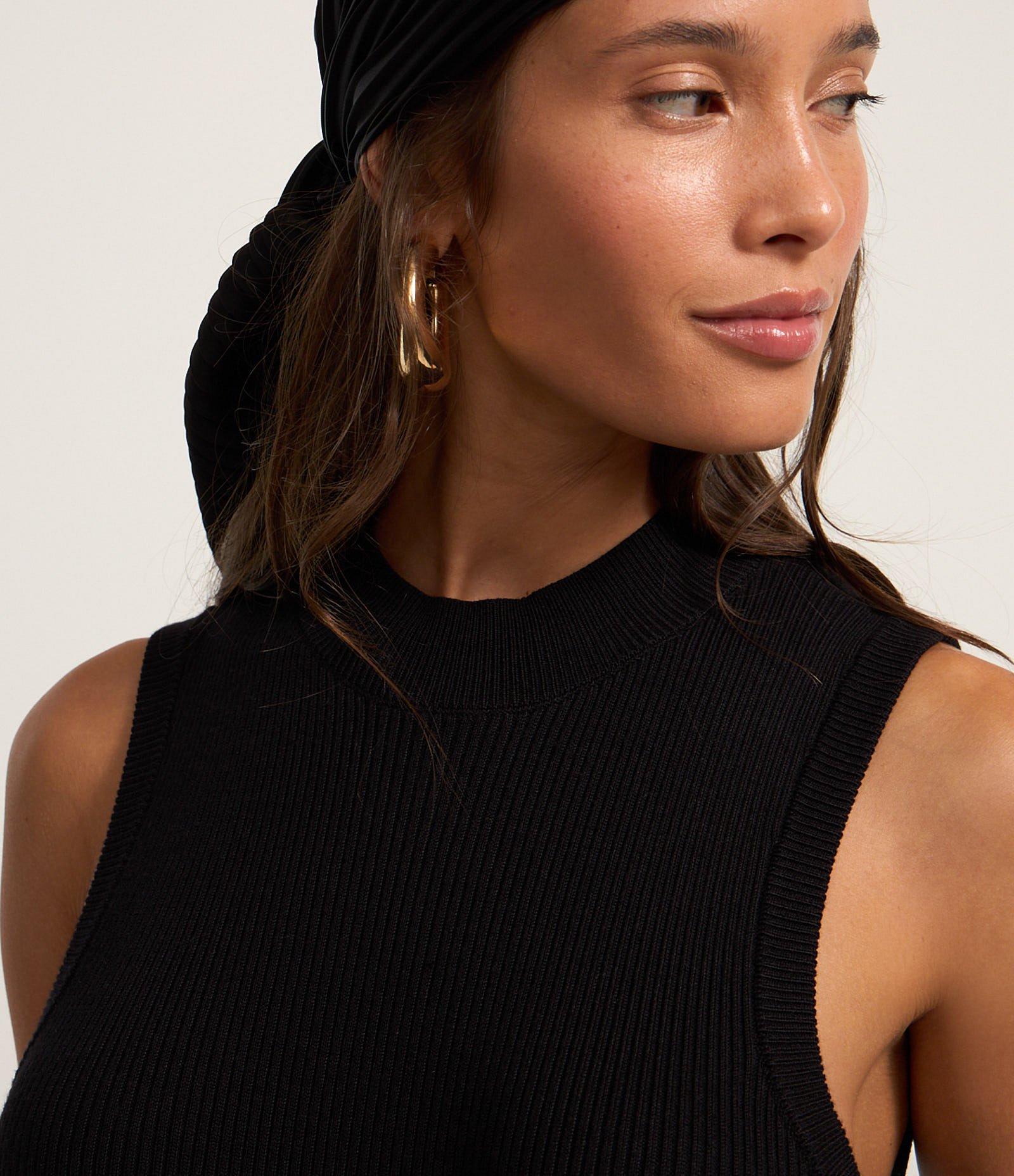 Vestido Reto New Midi em Tricô com Textura Canelada Preto 3