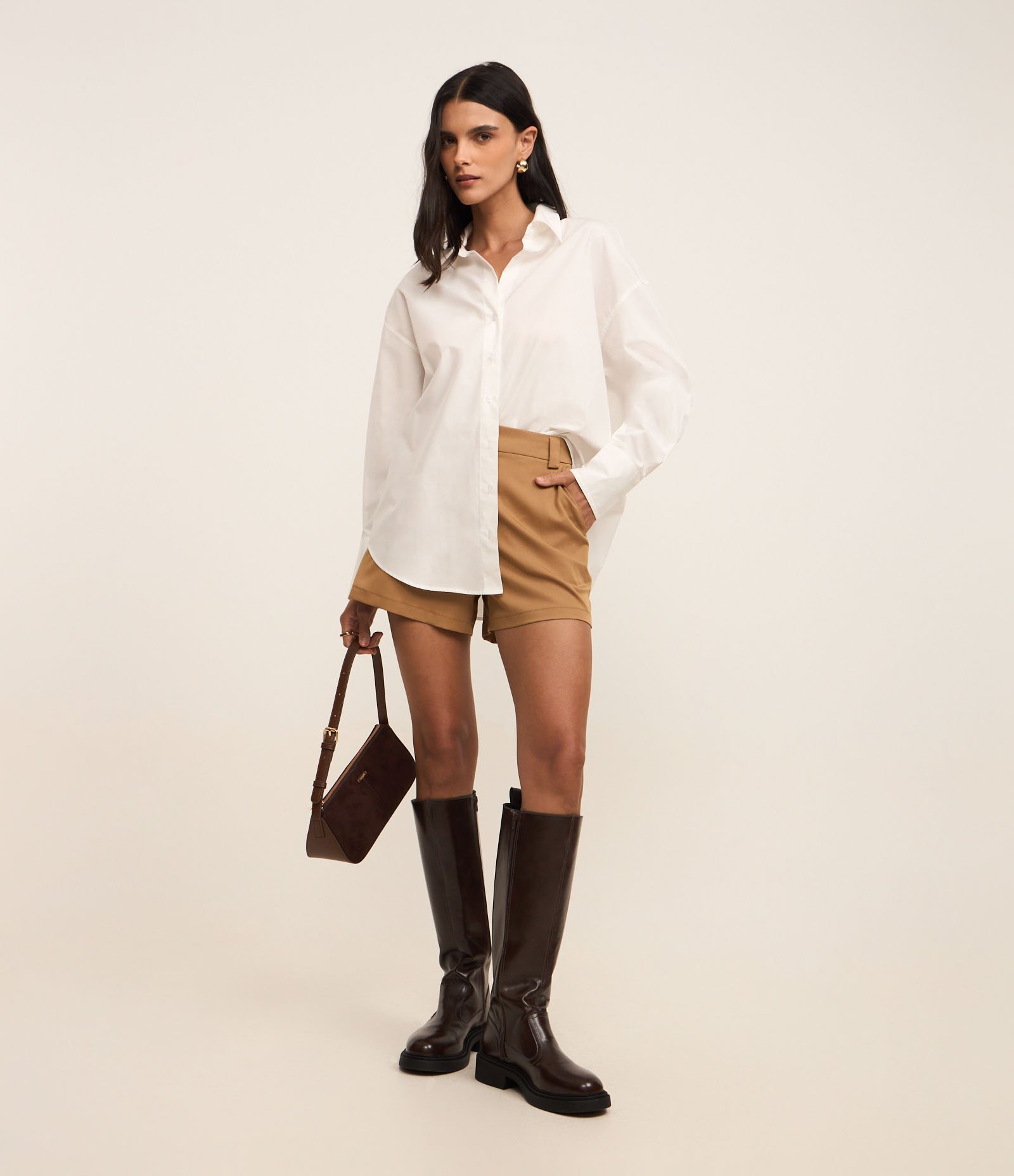 Camisa Ampla em Tricoline com Bordado Abelha Branco Neve 2