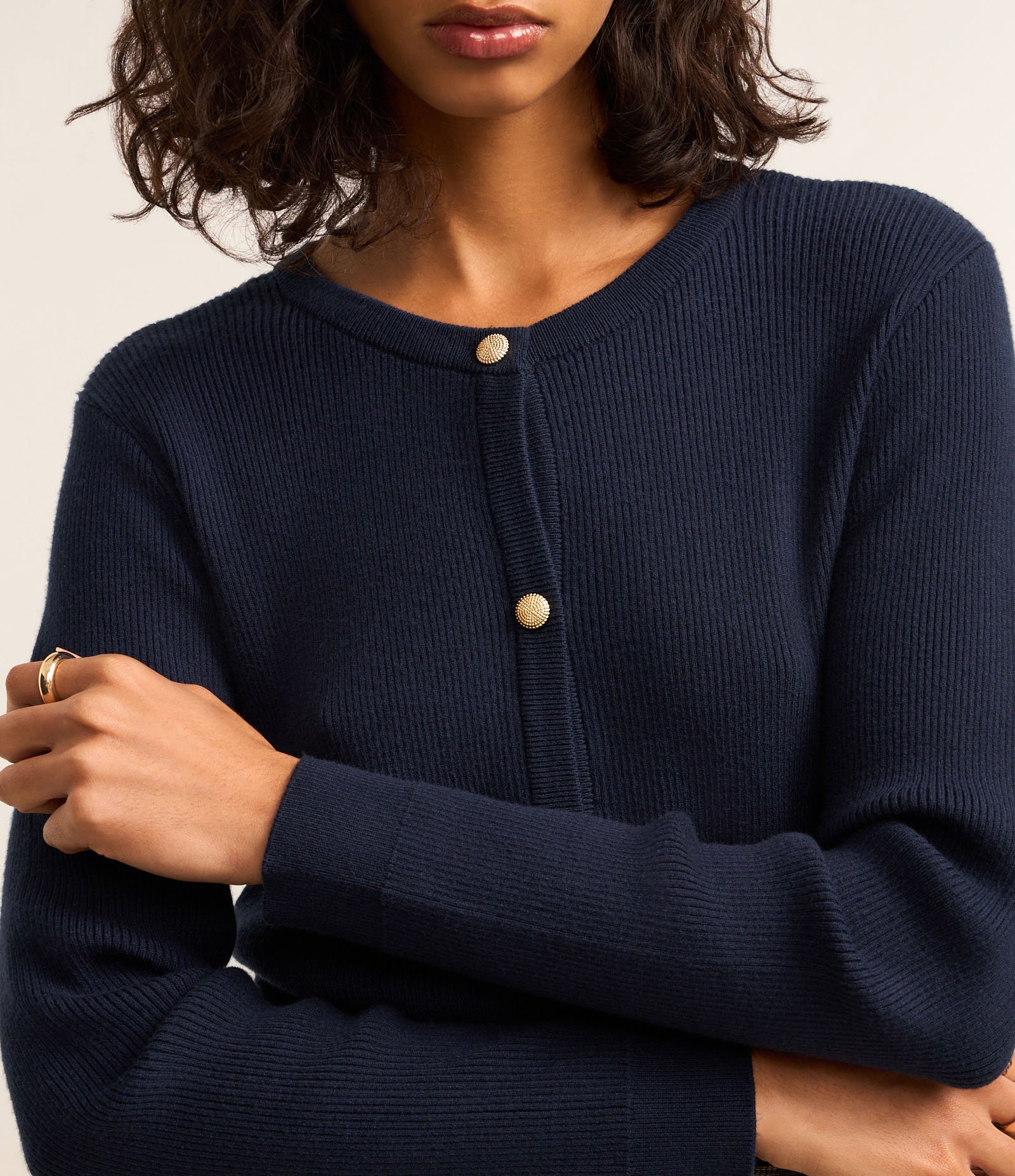 Cardigan Básico em Tricô Canelado com Botões Metalizados Azul Marinho 3