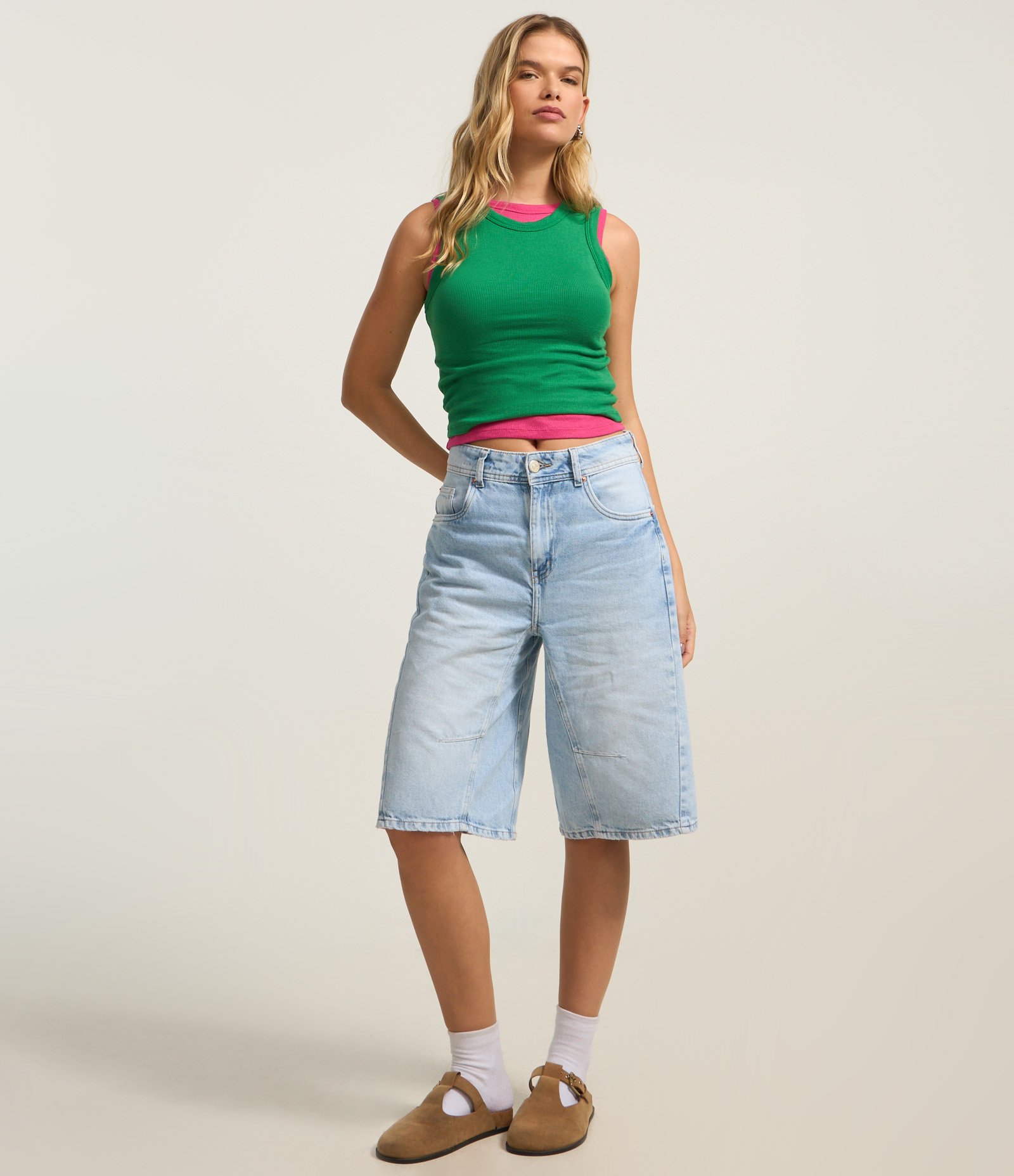 Regata Cropped Básica em Ribana Canelada Verde 2