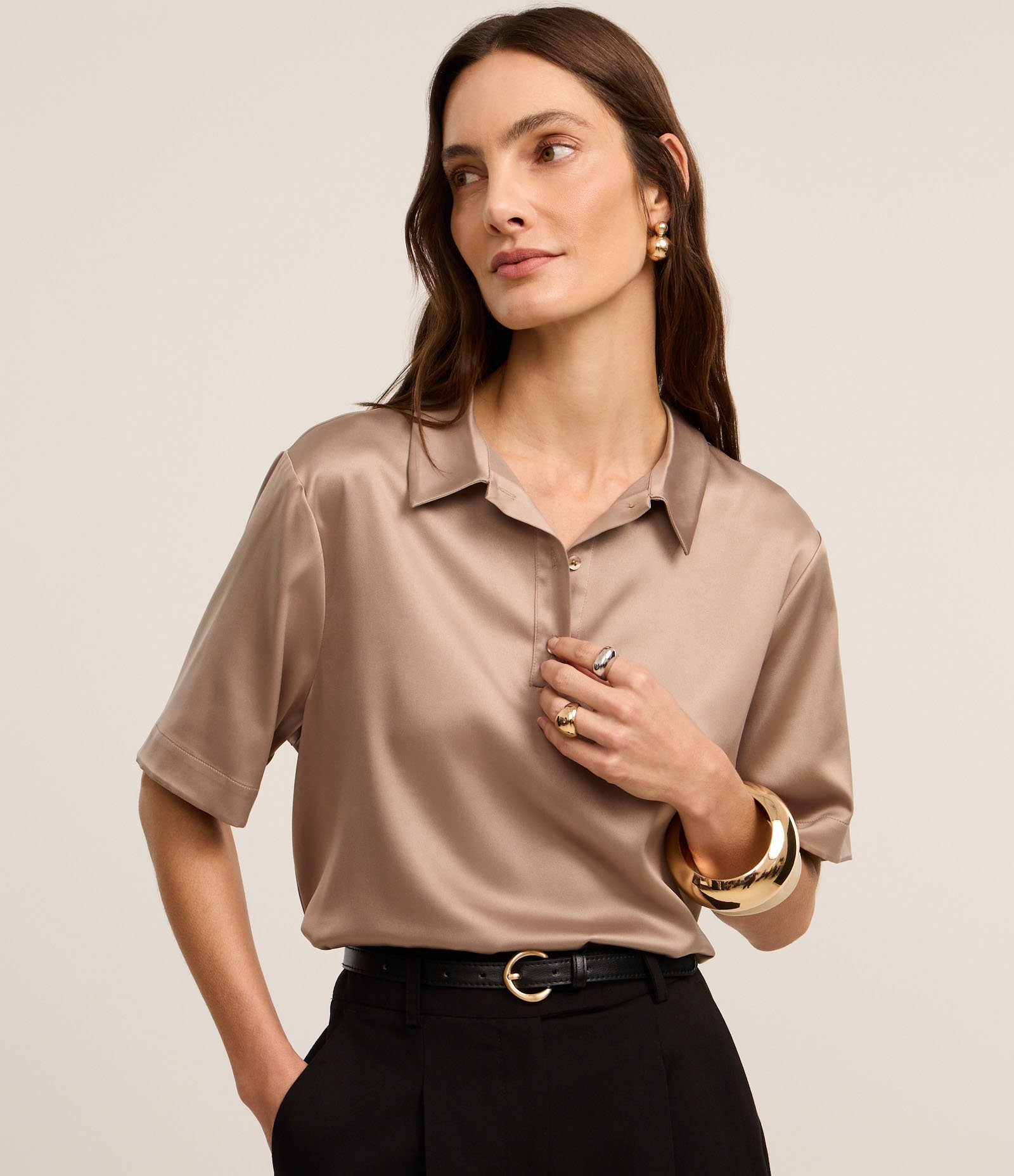 Camisa com Efeito Acetinado e Gola Polo Marrom 2