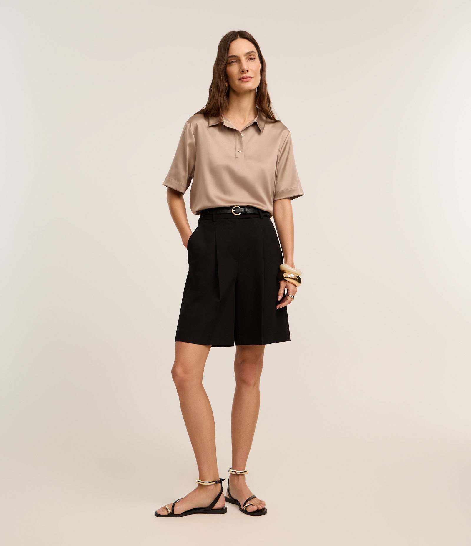 Camisa com Efeito Acetinado e Gola Polo Marrom 3