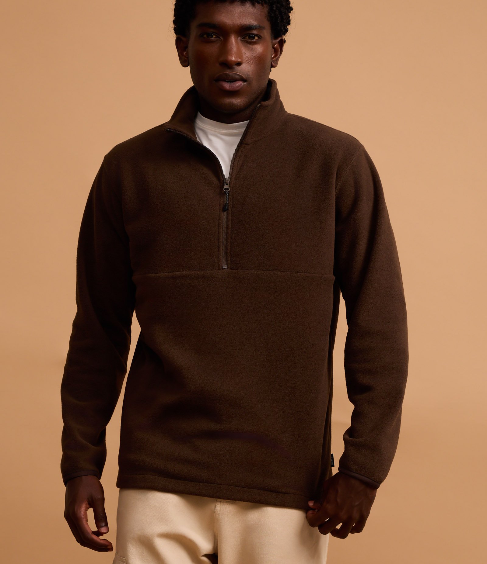 Casaco em Fleece com Gola Alta e Zíper Marrom 1