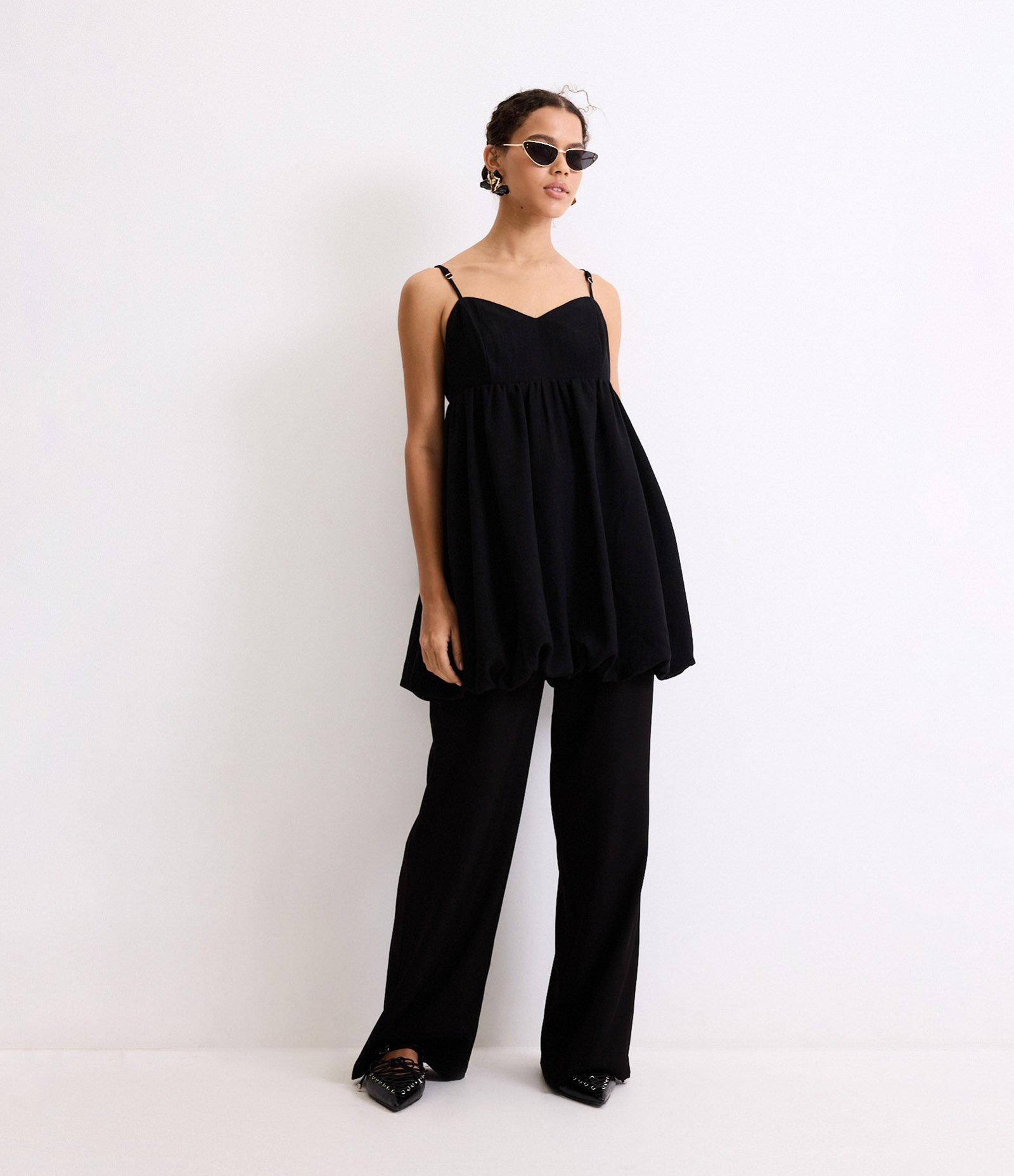 Vestido Balonê Curto Alfaiatado com Busto Recortado Preto 2