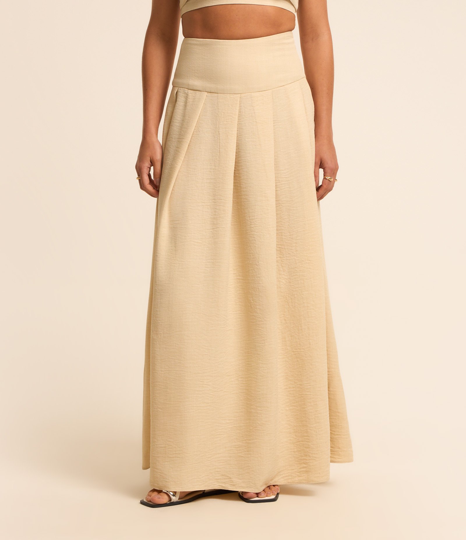 Saia Longa Alfaiatada com Toque de Linho e Pregas Bege 1