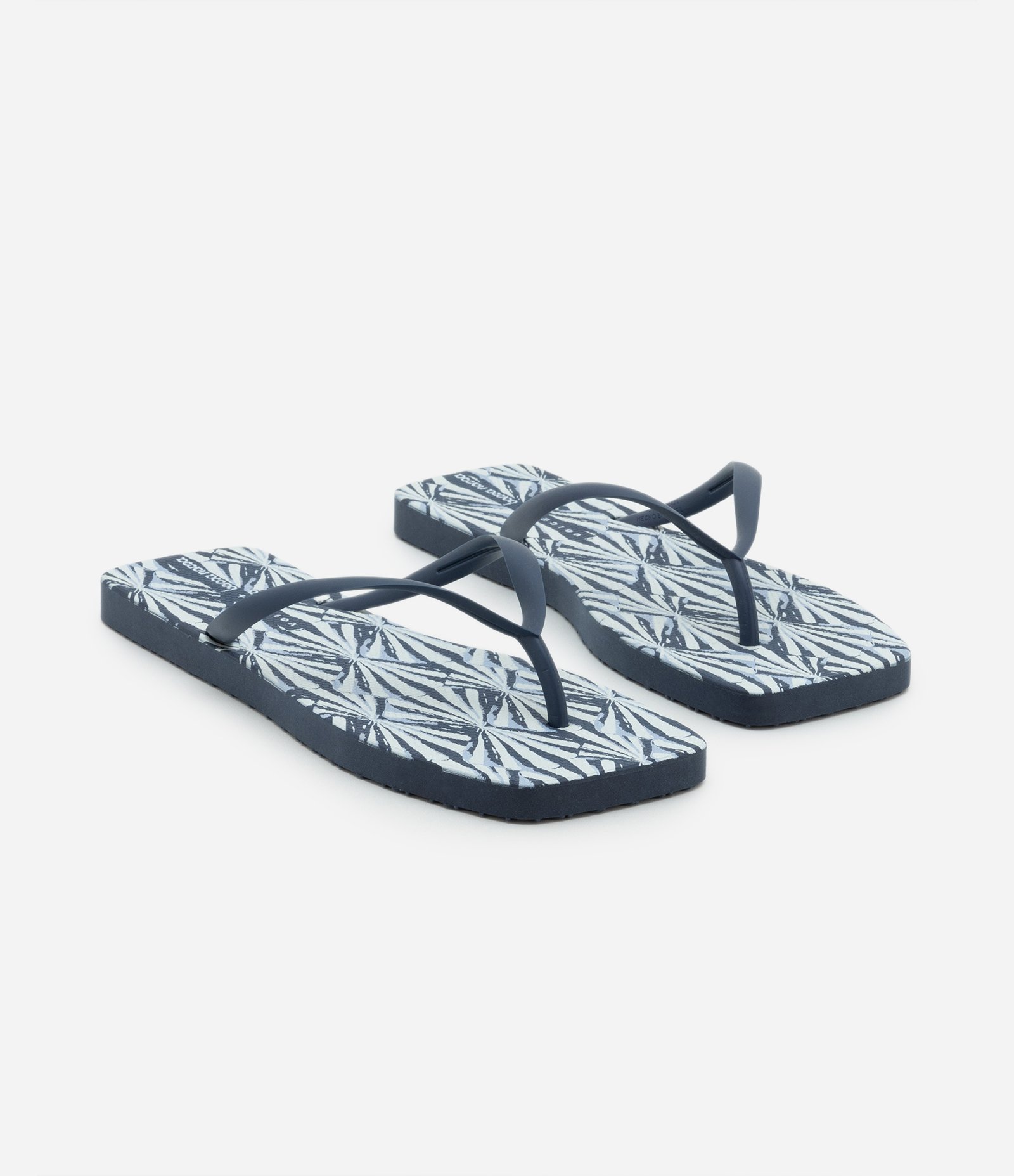 Chinelo com Tiras e Bico Quadrado Azul 1