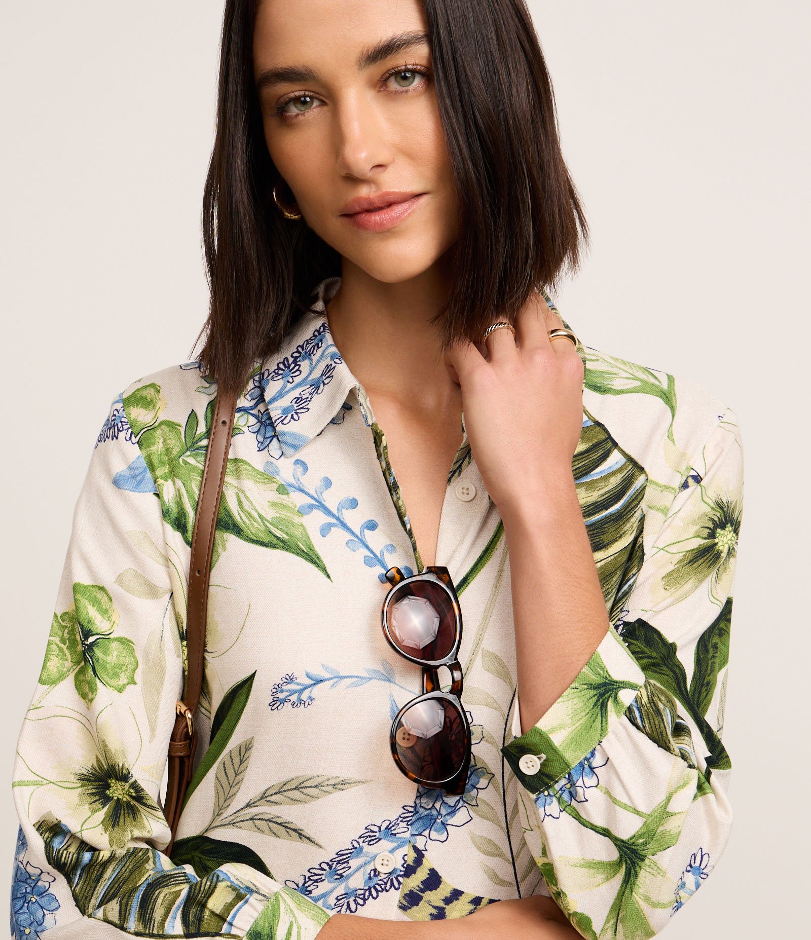 Vestido Chemise Midi com Botões e Estampa Floral Multicores 3