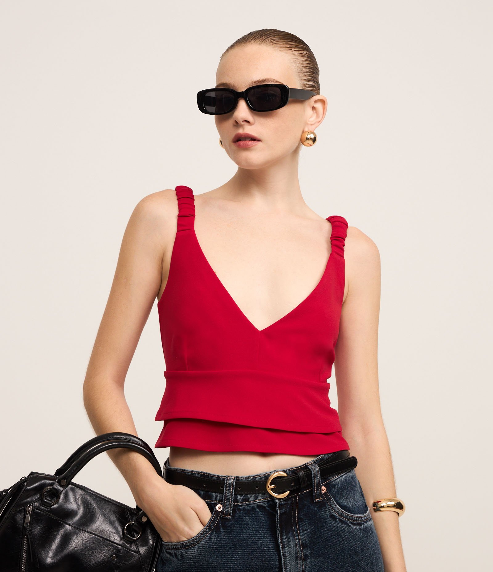 Blusa de Alça em Crepe com Babados na Barra Vermelho 2