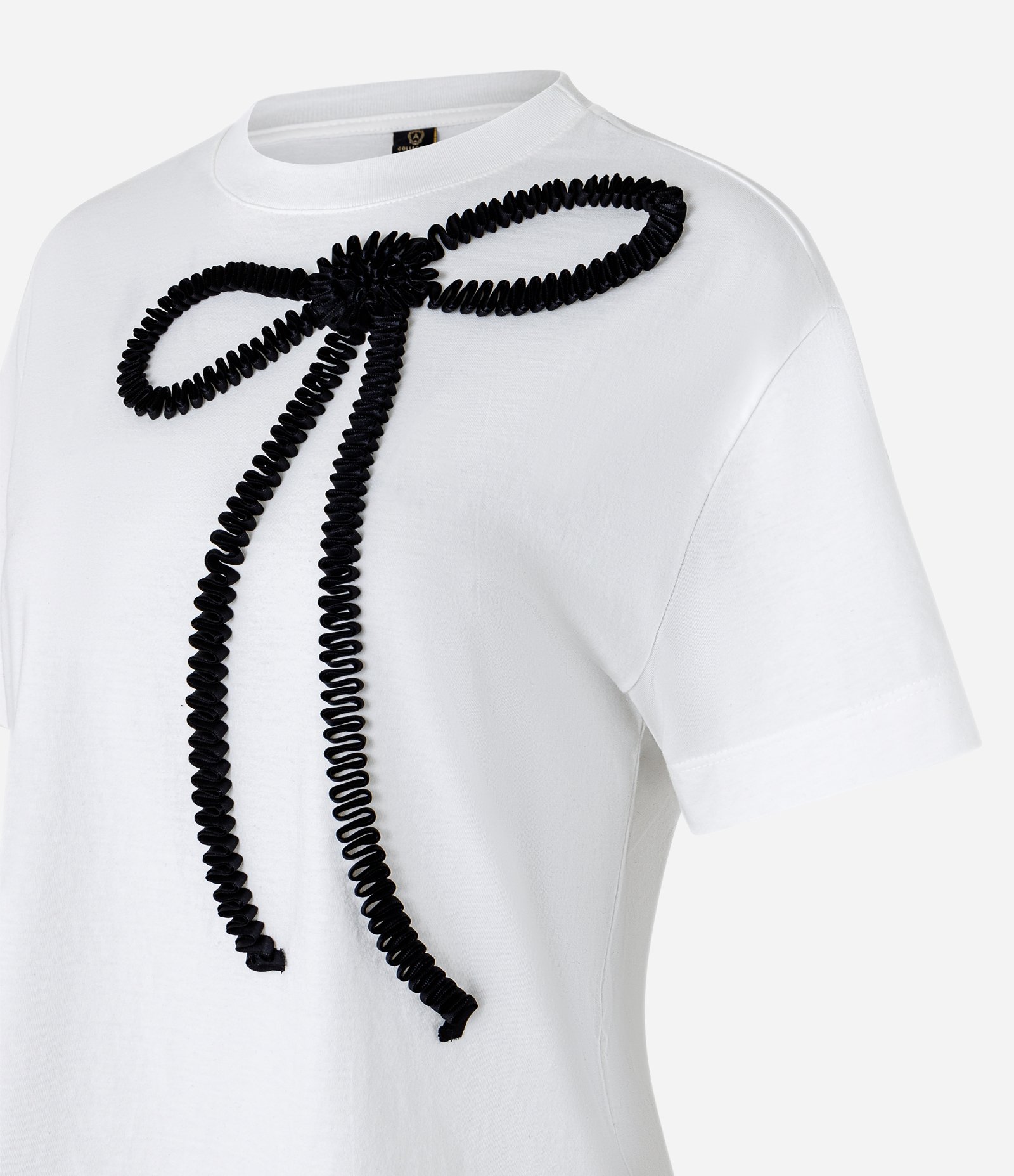 Camiseta Boxy em Algodão com Bordado de Laço Branco 2