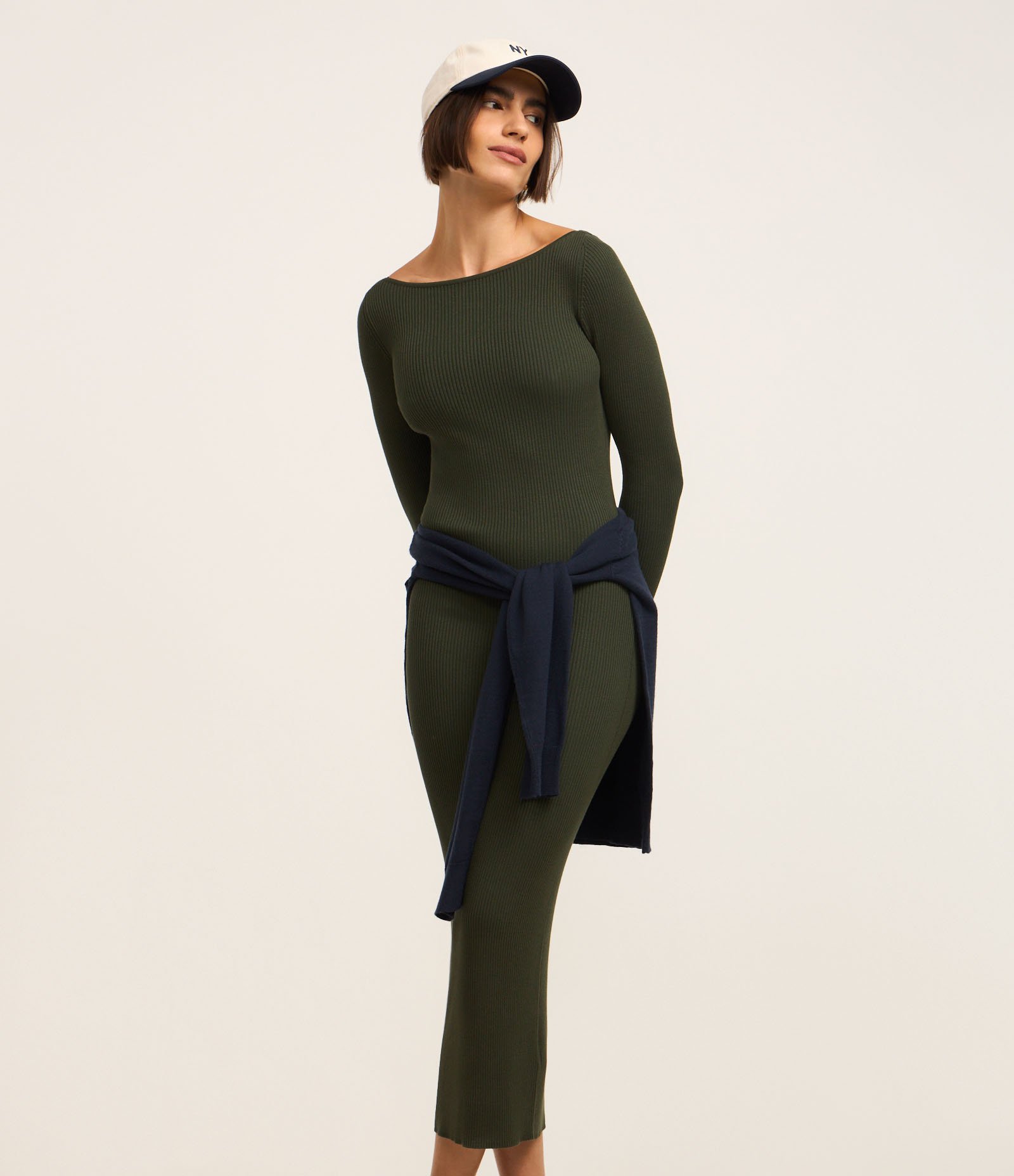 Vestido Midi Justo em Tricô com Gola Canoa Verde 1
