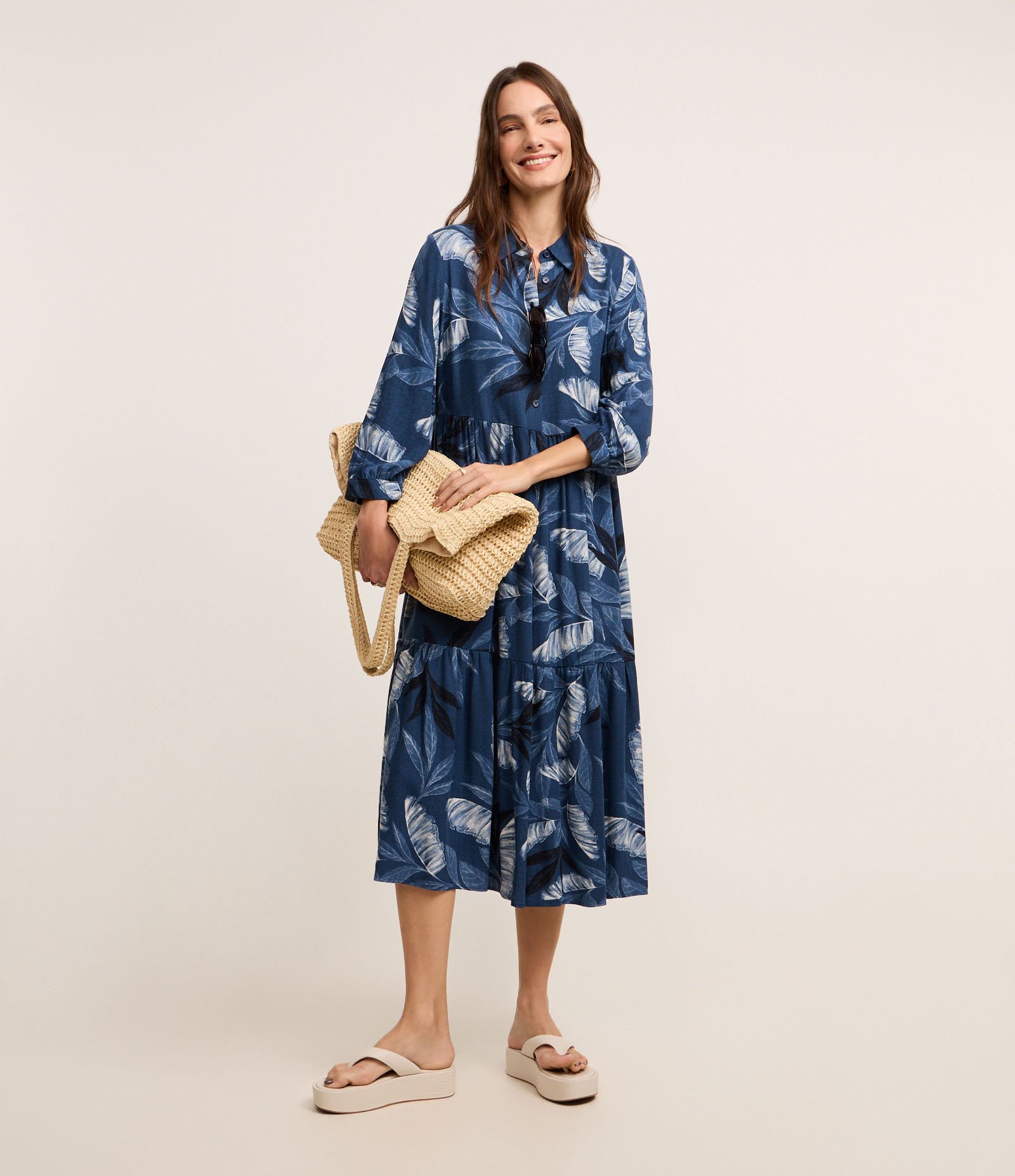 Vestido Chemise Midi com Estampa de Folhagem Azul 5