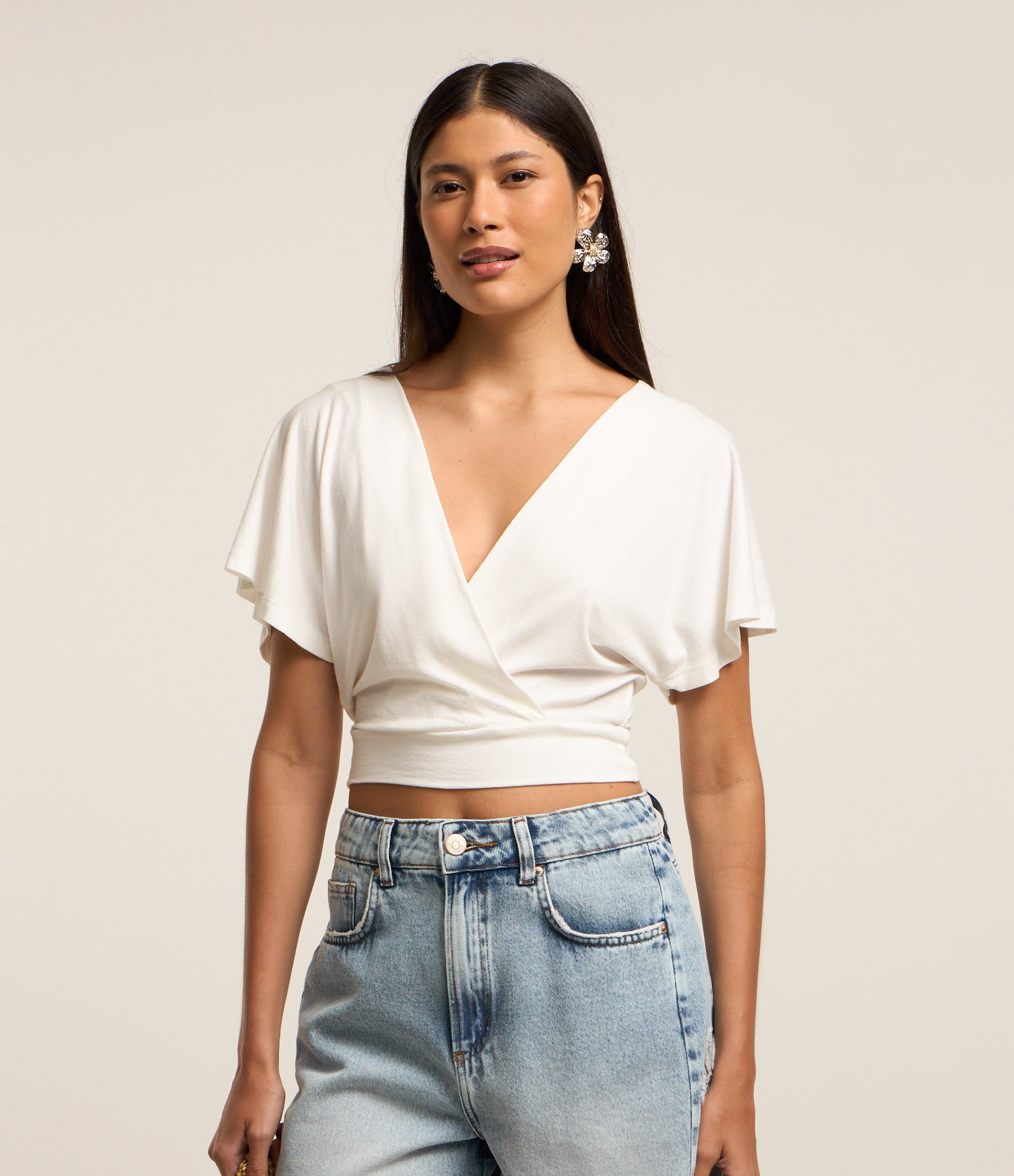 Blusa Curta em Crepe com Transpasse Branco 1
