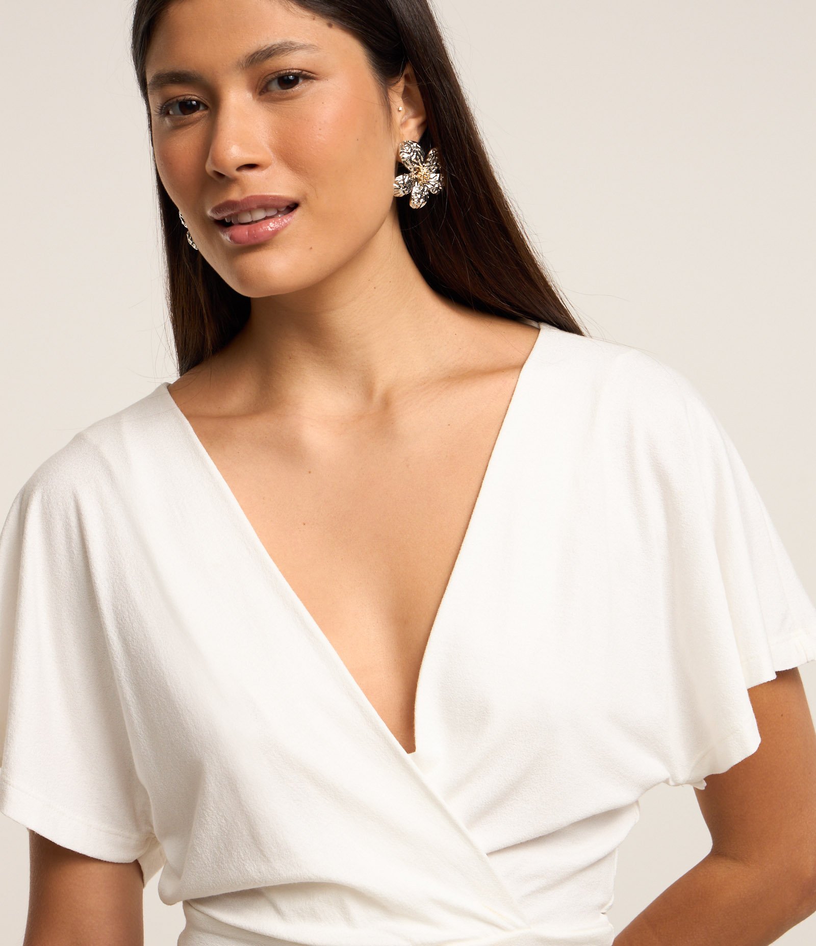Blusa Curta em Crepe com Transpasse Branco 3