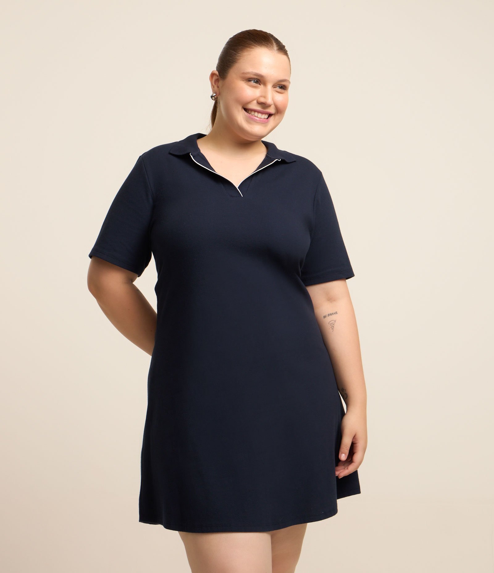 Vestido Curto em Malha com Gola Polo Curve & Plus Size Azul Marinho 1