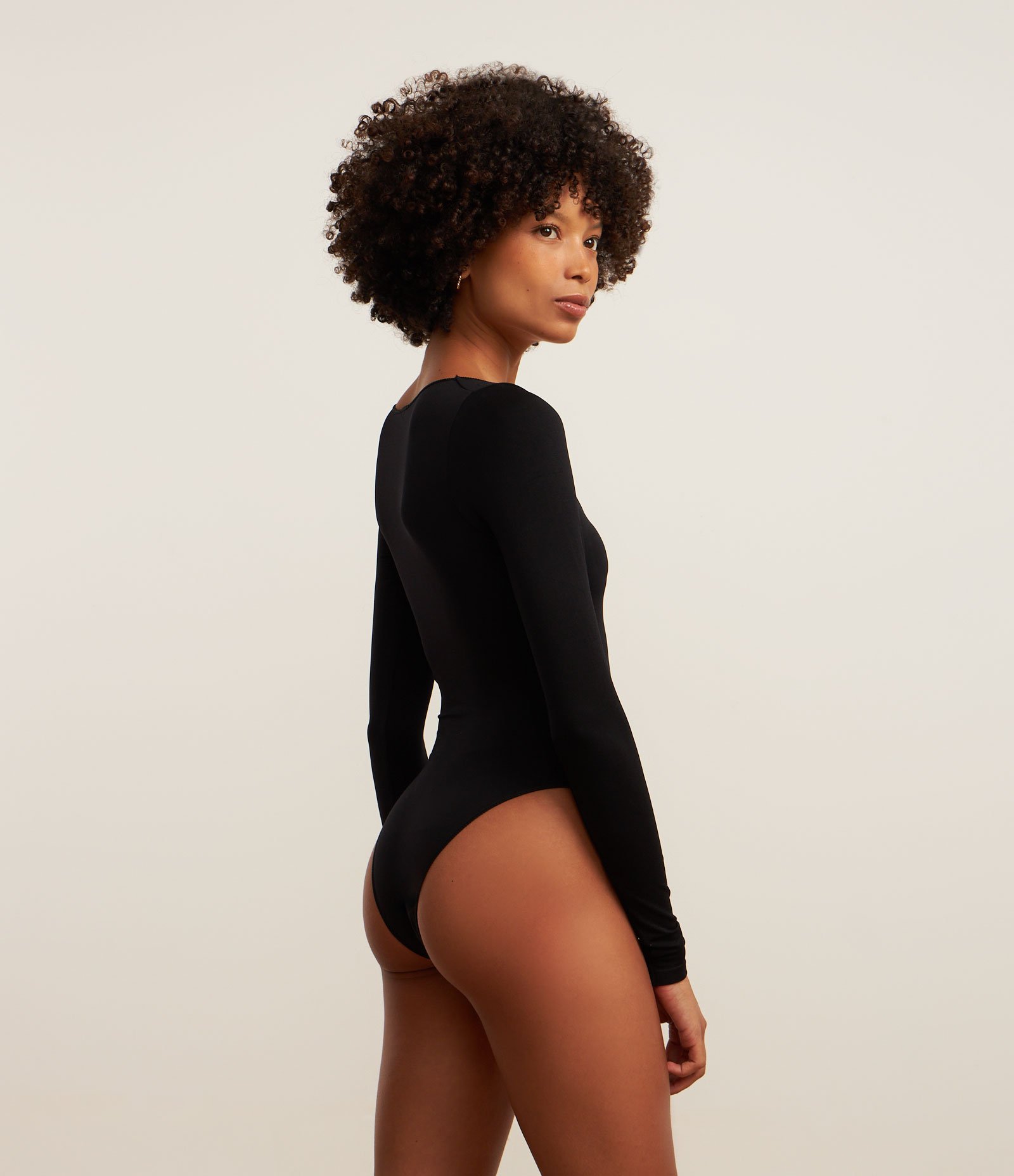 Body Lingerie Seamless Sem Bojo com Manga Longa Preto 3