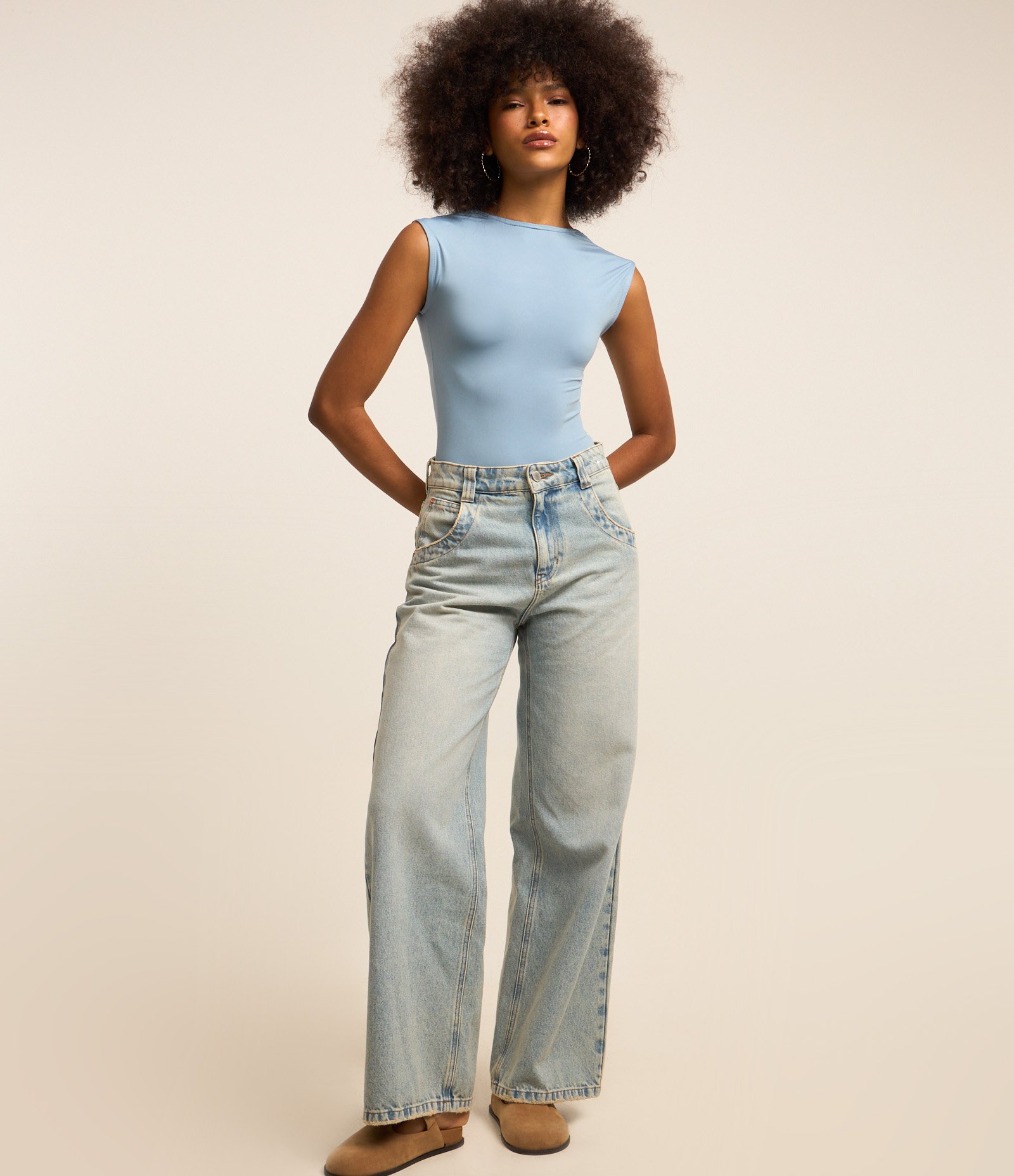 Body em Microfibra com Cava Japonesa e Costas Abertas Azul 2