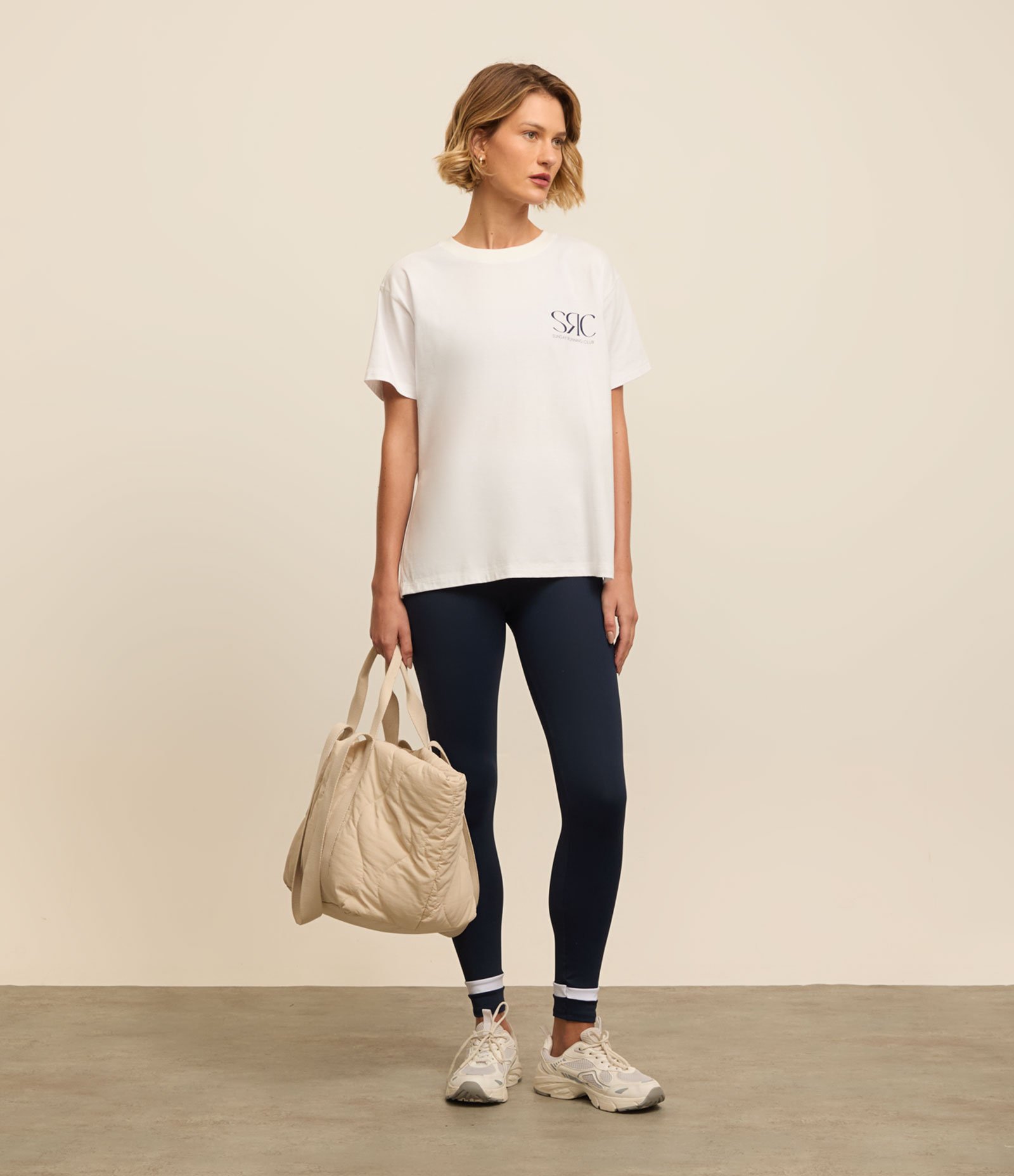 Camiseta Esportiva em Algodão Estonado com Estampa SRC Branco 2