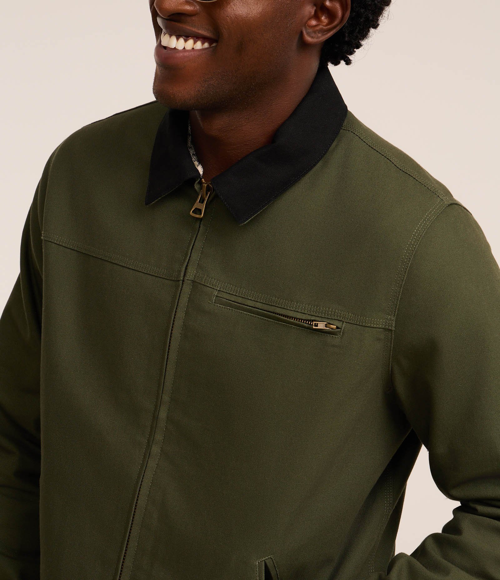 Jaqueta Trucker em Sarja com Textura e Bolsos Verde 3