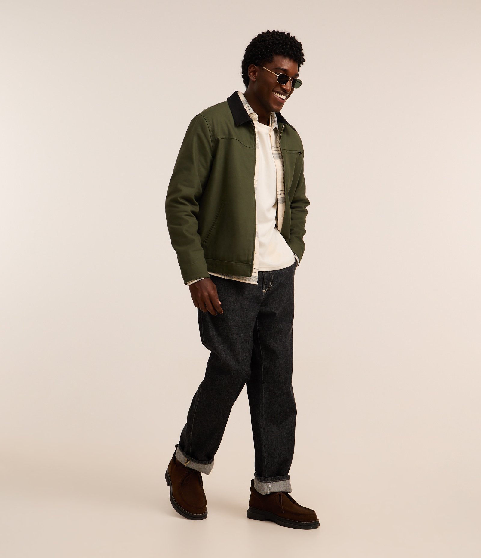 Jaqueta Trucker em Sarja com Textura e Bolsos Verde 4