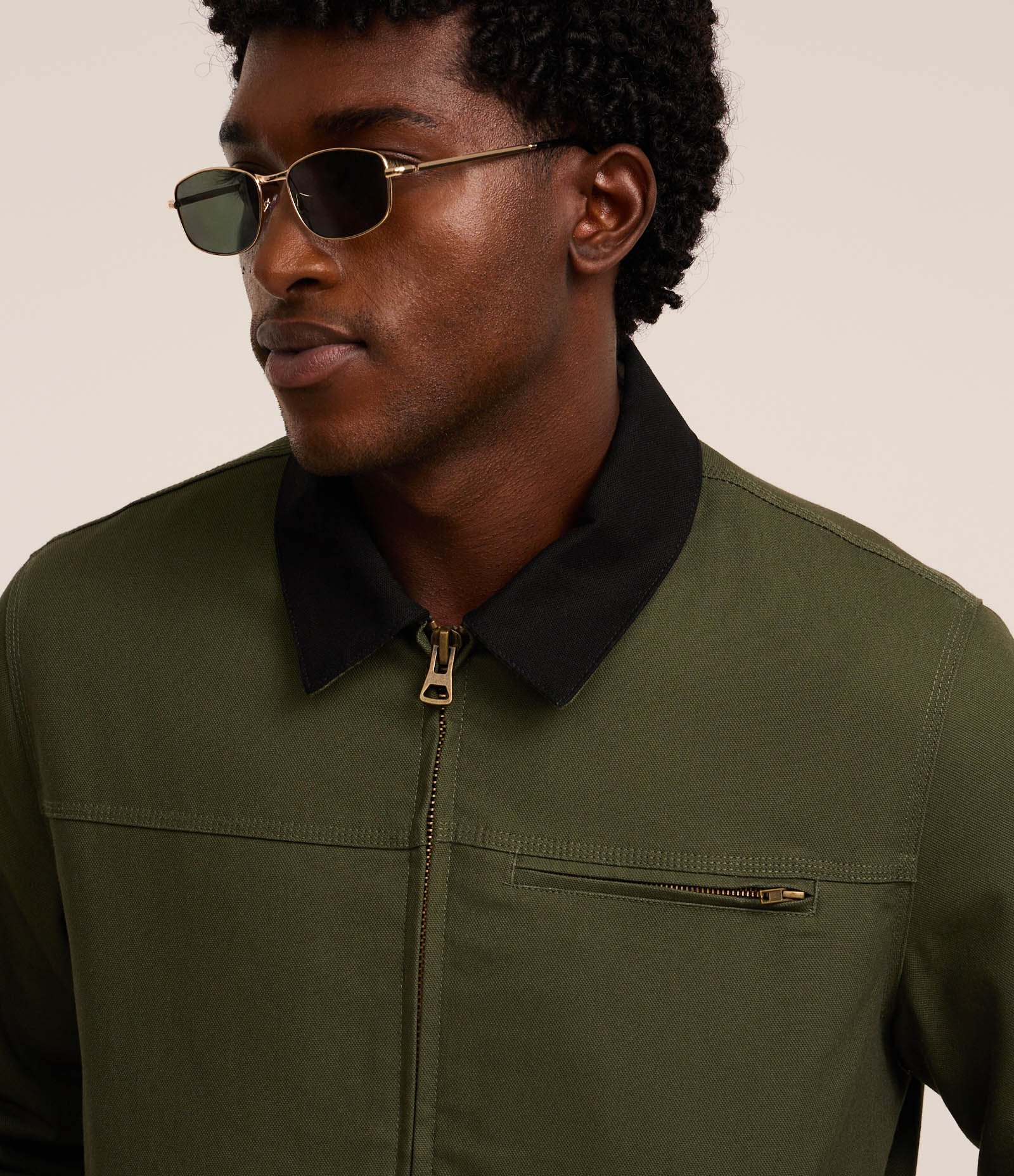 Jaqueta Trucker em Sarja com Textura e Bolsos Verde 7