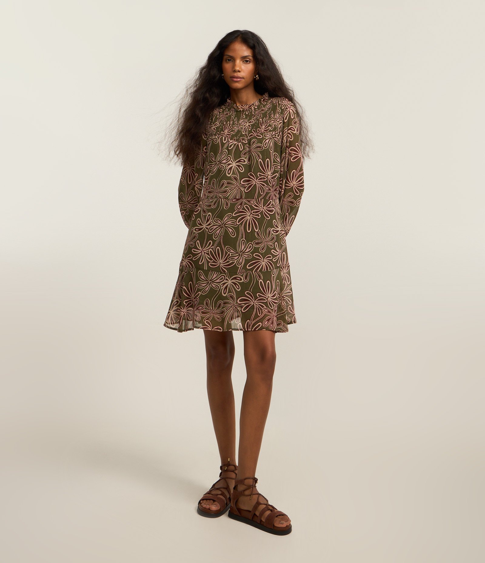 Vestido Curto em Crepe Georgette e Estampa de Tulipas Verde 2