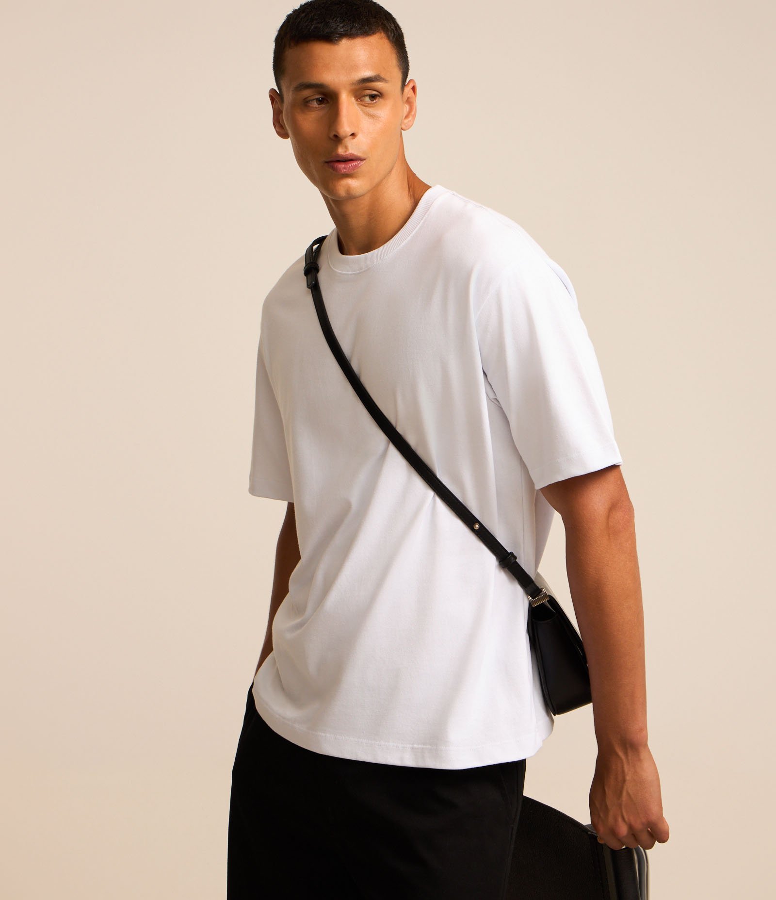 Camiseta Boxy em Ultra Cotton com Gola Redonda Branco 4