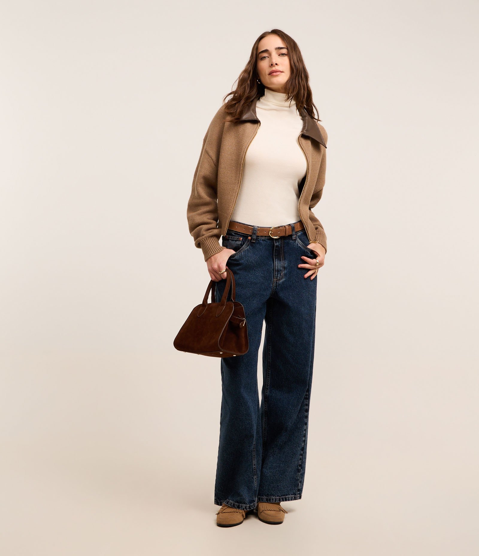 Cardigan em Tricô com Gola de PU Marrom 4