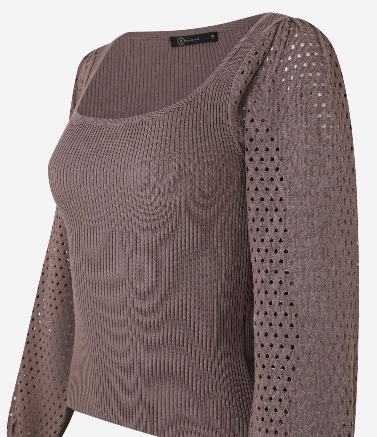 Suéter Canelado em Tricô com Furos na Manga Bufante Marrom 6