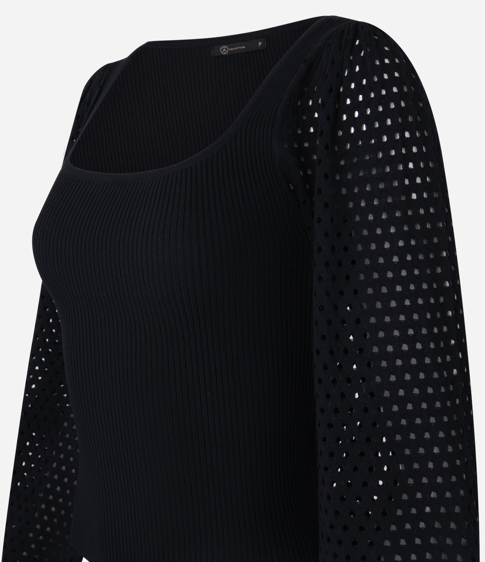 Suéter Canelado em Tricô com Furos na Manga Bufante Preto 6